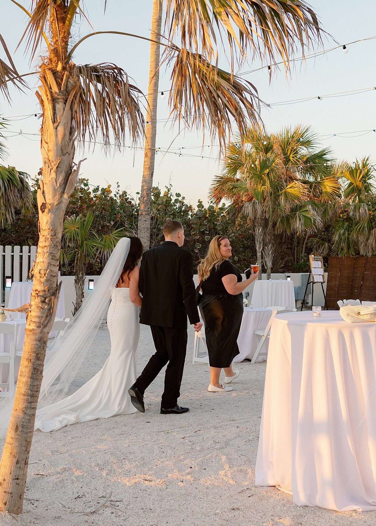 Lido-Beach-Resort-Wedding_0055