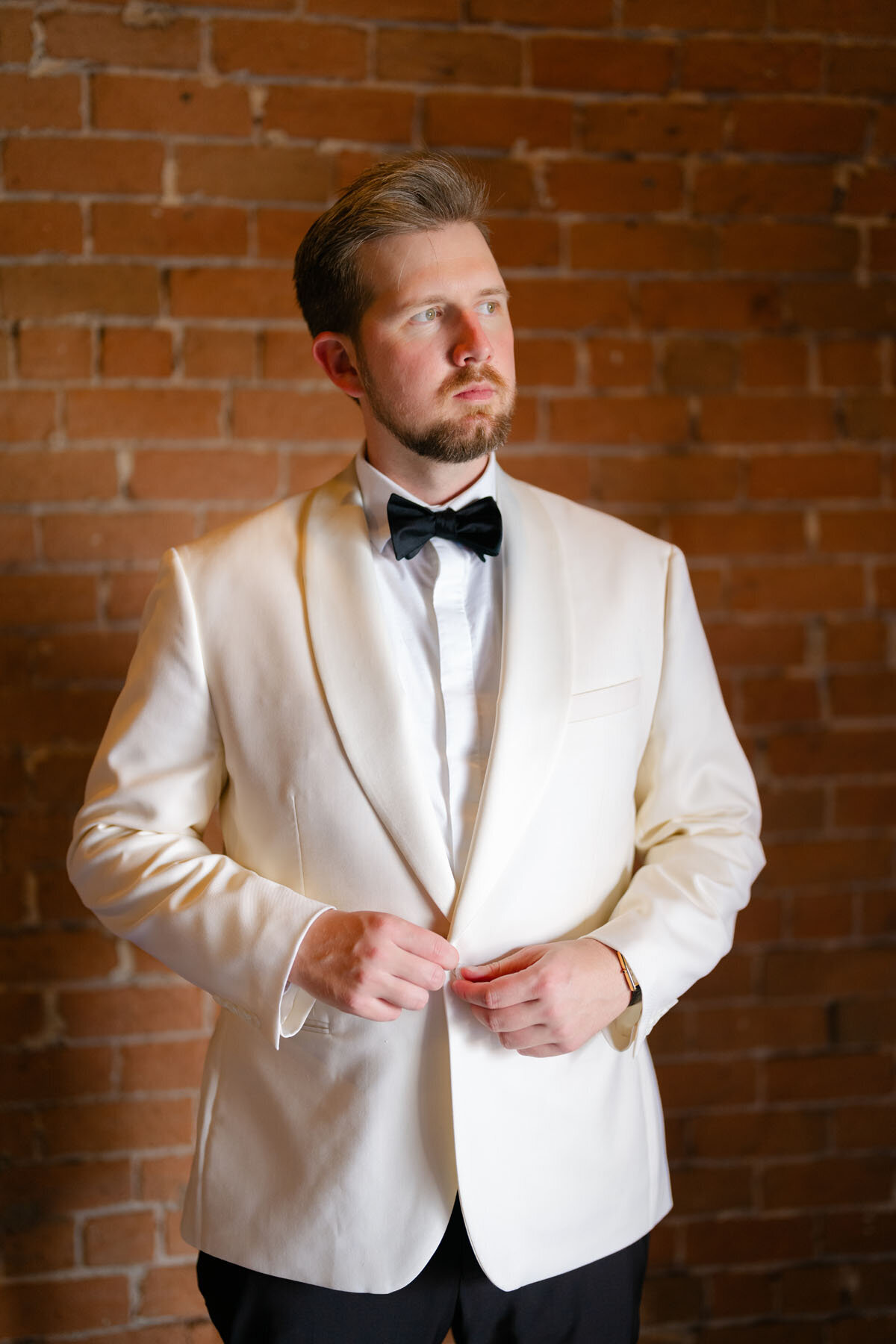 Arizona wedding photographer capturing a contemporary city celebration.