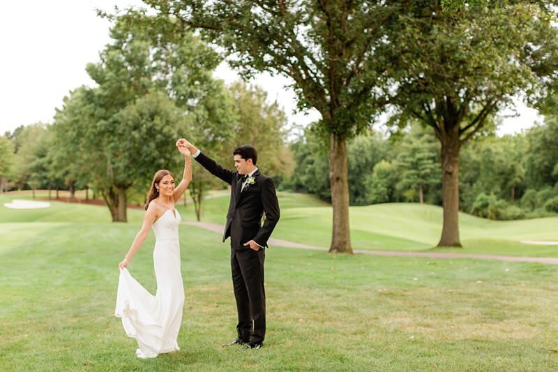 Classic Wedding at City Church of Evansville with Reception at ECC173