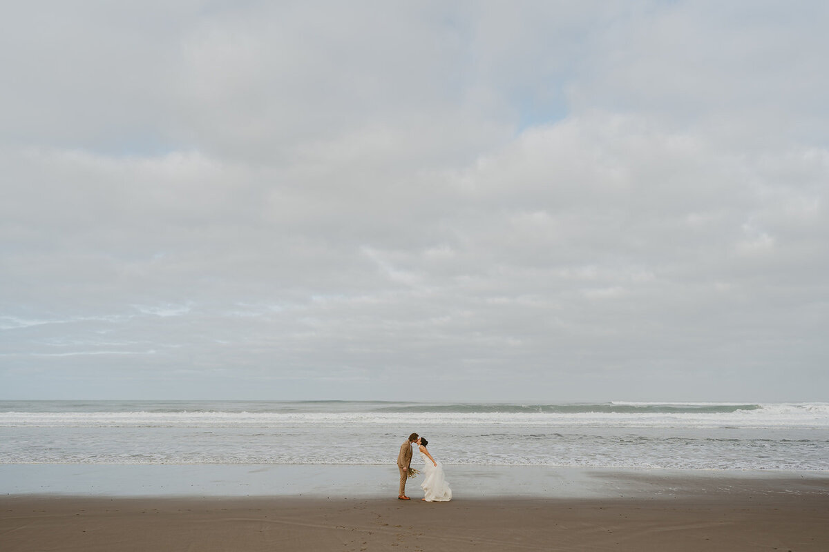 Emily-Noelle-Photo-Elopement-Photos-Neskowin-Oregon-02057_websize