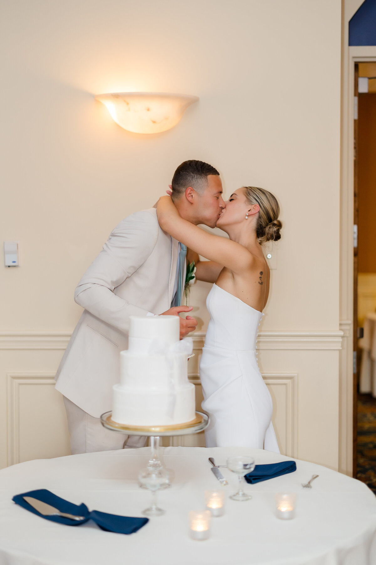 kasia-sickau-photography-wedding-photographer-hannah-and-TJ-the-grand-ballroom-covington-ky-1275
