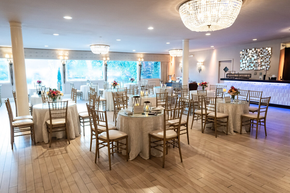 Ballroom of Southern Oaks