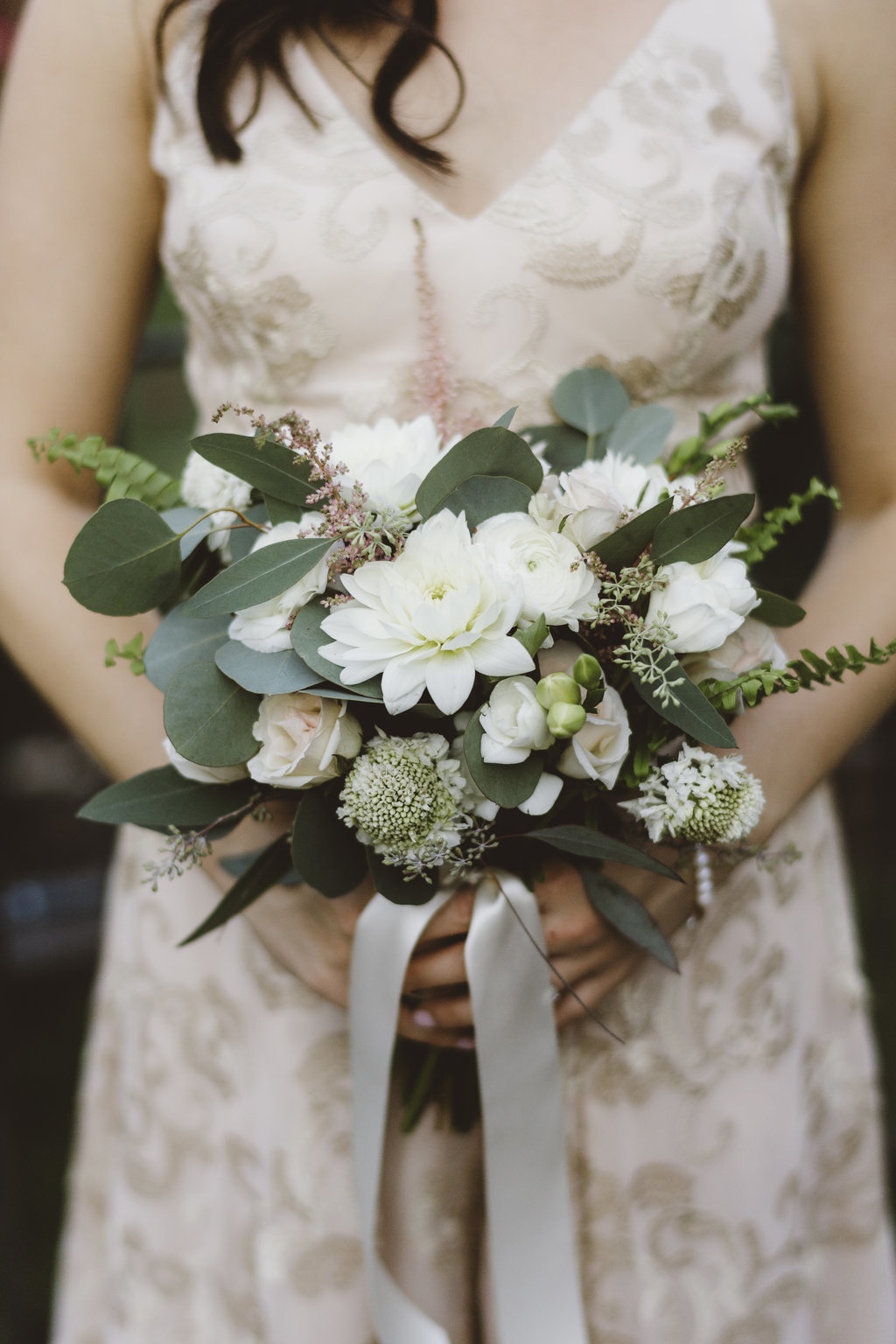 Monica_Relyea_Events_Alicia_King_Photography_Highschool_Sweethearts_Wedding_Grace_and-Doug-Senate-Garage-flowers74