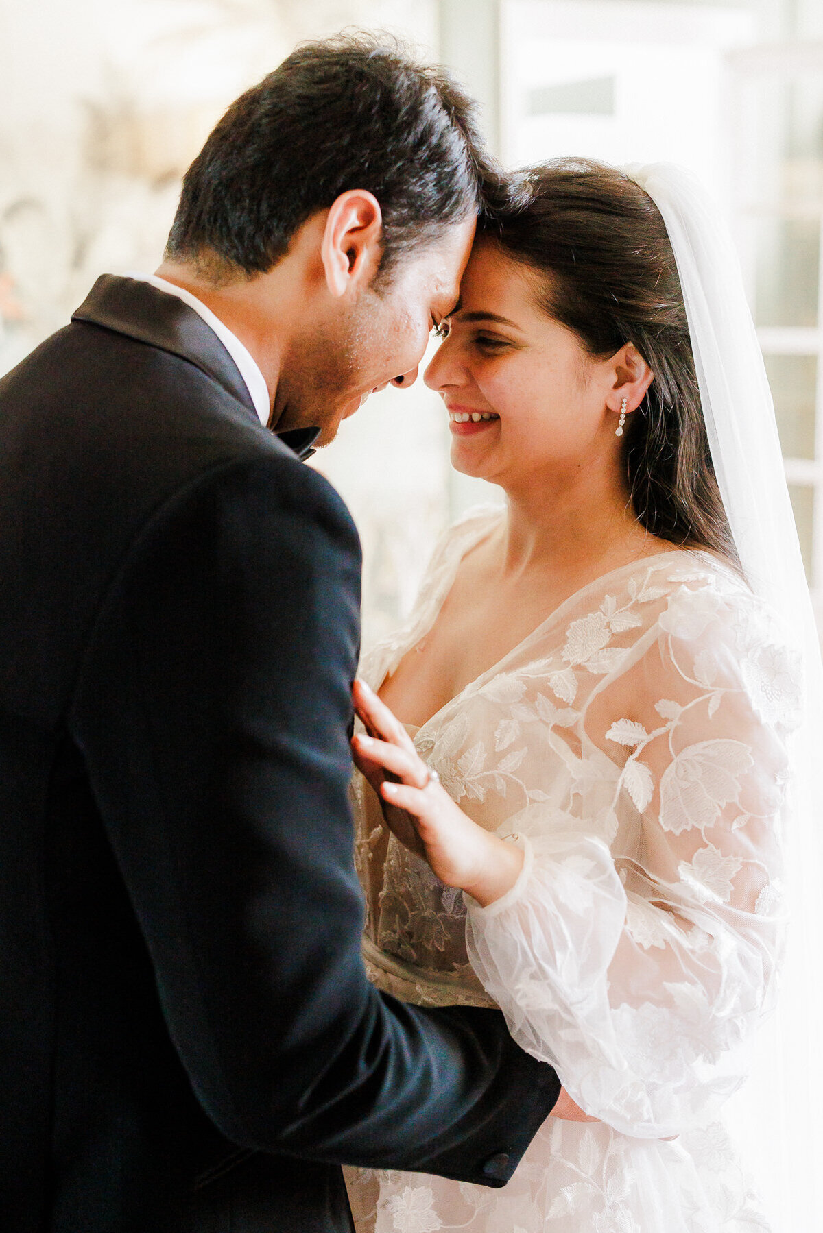 Modern_Chic_Chateau_Valouze_Destination_Wedding_Photographer-154