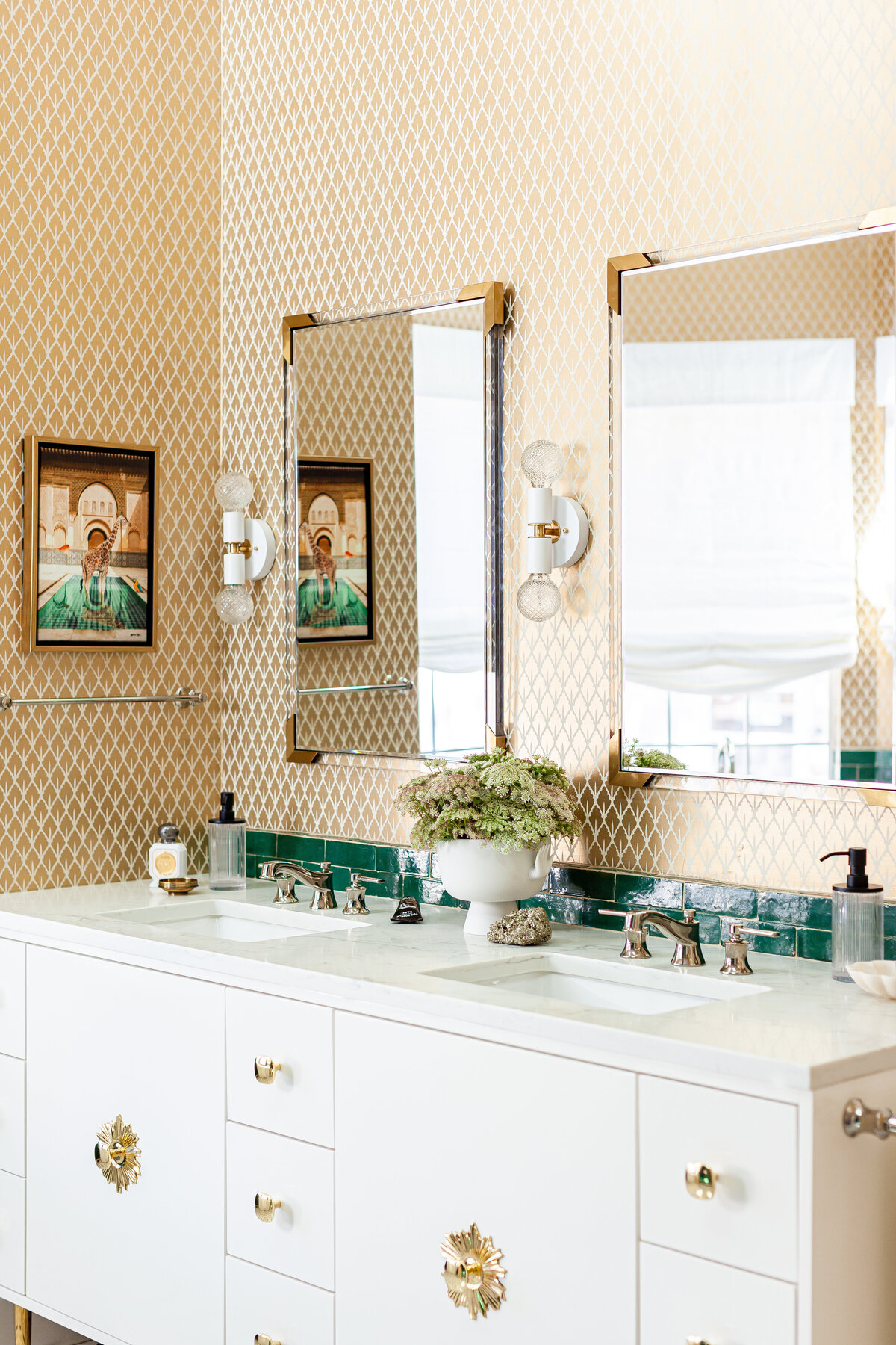 Glamorous bathroom interior design Los Angeles California and Fort Worth Texas