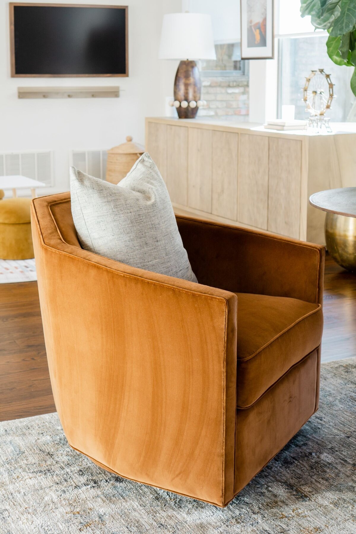 rebekah-nicole-interiors-ember-project-living-room-orange-sitting-chair