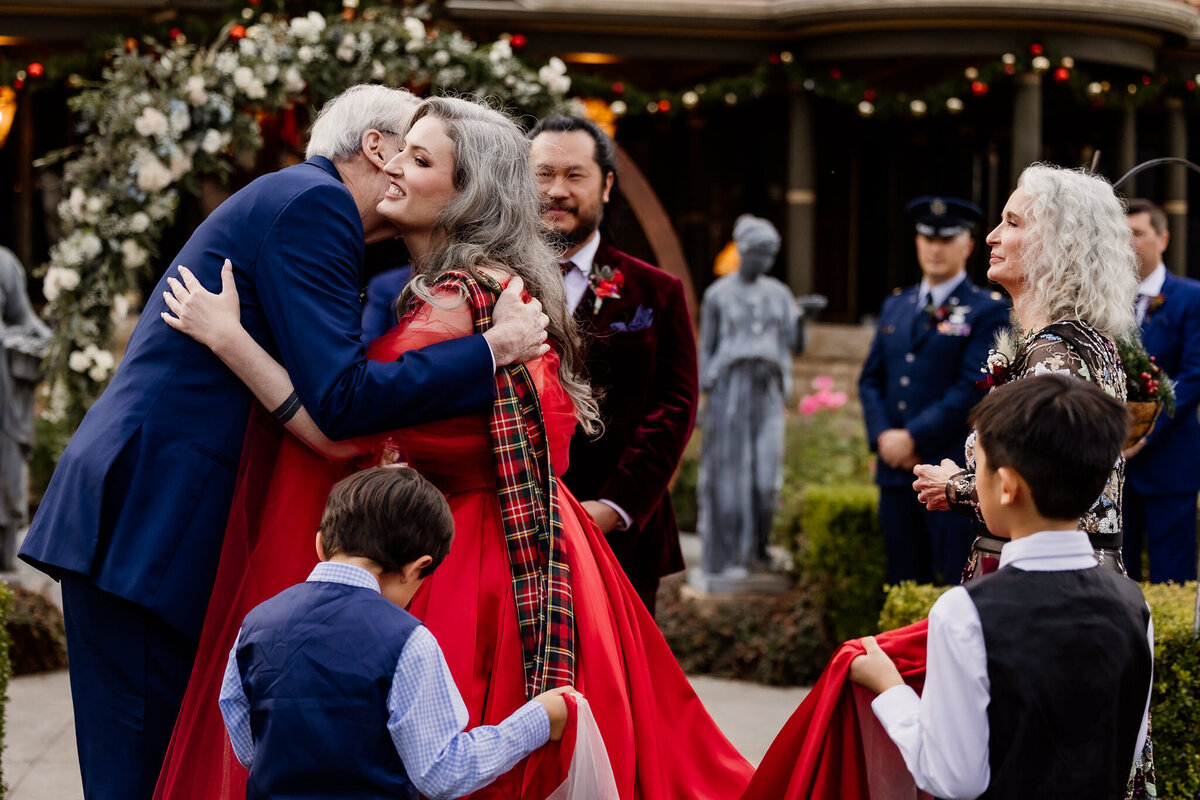 ArcherInspiredPhotography-SiobhanandDavidWedding-WinchesterMysteryHouse-Ceremony-68