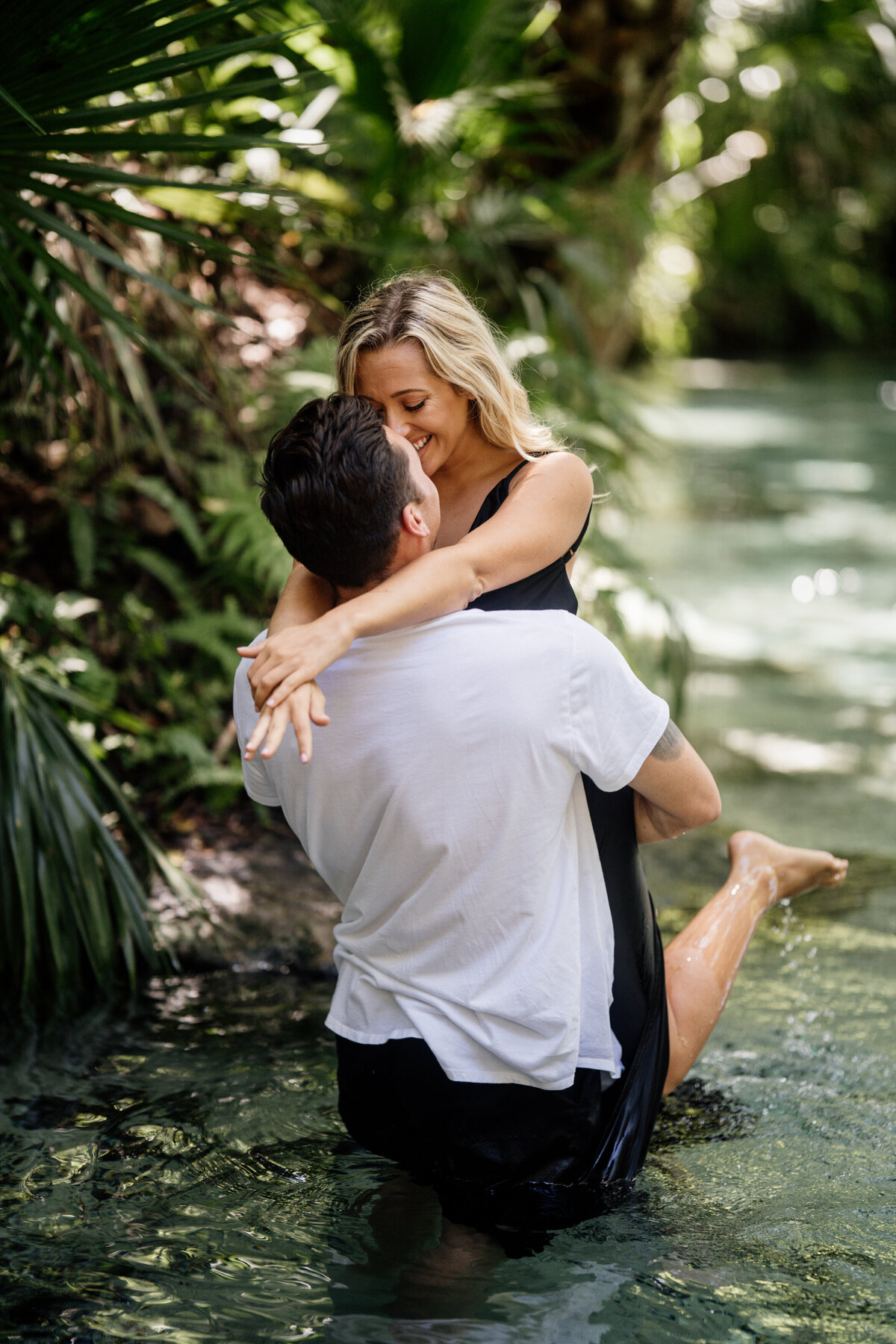 Millennium-Moments_Chicago-Wedding-Photographer_Kelly-Park-Rock-Springs-Engagement_Florida_Orlando-Wedding-Photographer-44