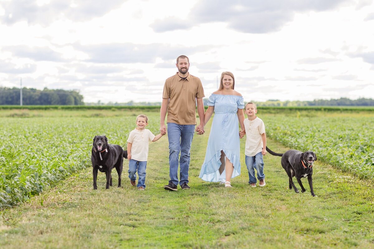 hill-ohio-family-farm-photo-session-8