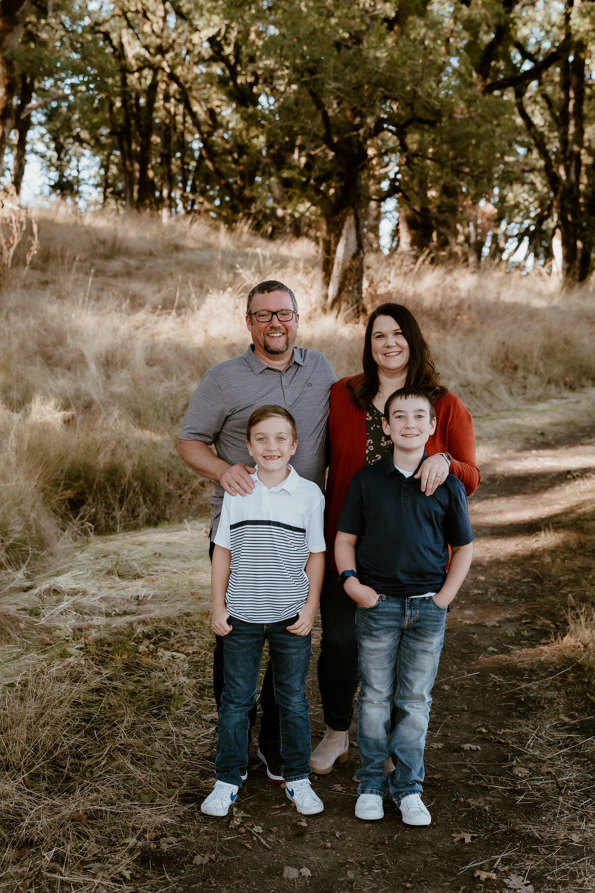 family photos salem oregon by magnolia June visuals