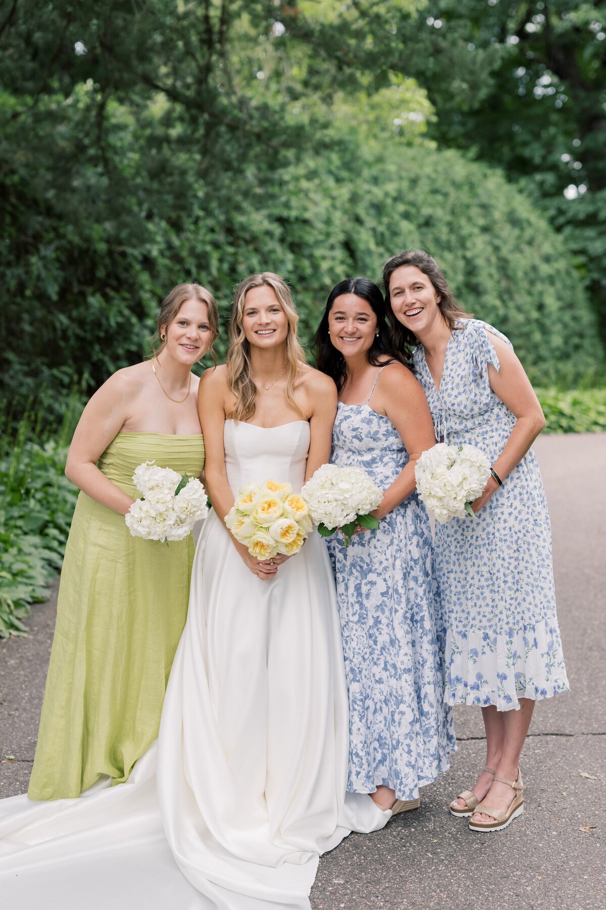 olivia_beyers_photography_wedding_engagement_lifestyle_minneapolis_st_paul_minnesota_luxury_light_airy_photographer200