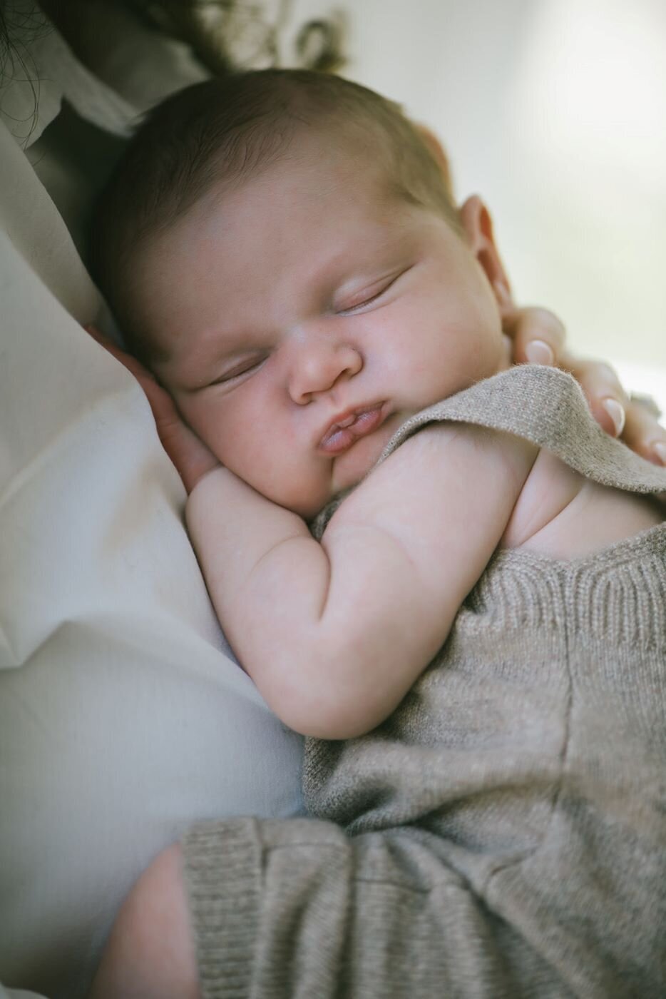 bella-luce-by-michelle-andrea-new-england-photographer-newborn-perry-family-78