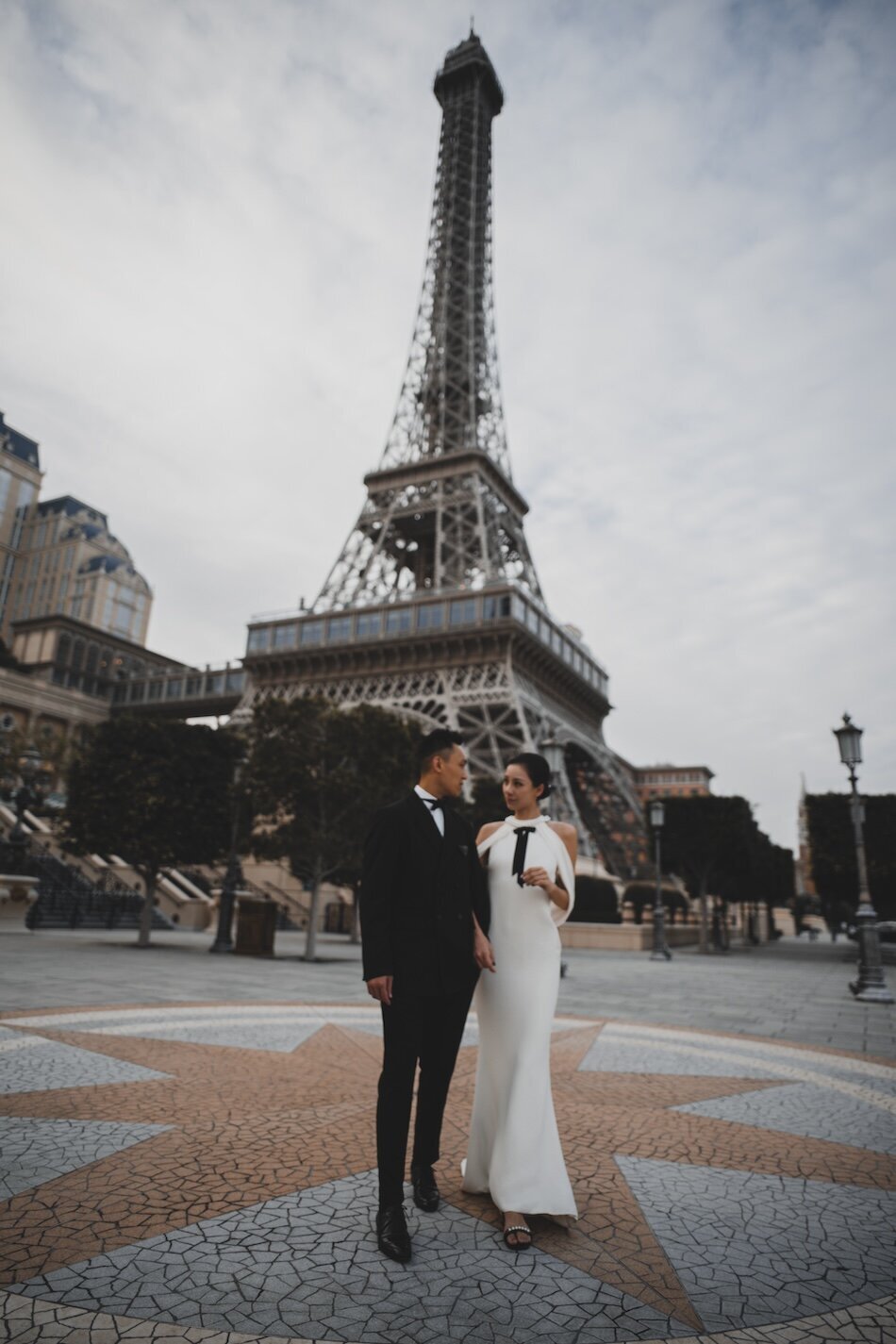 Pre-wedding photoshoot. The Londoner, Macau. Reem Acra - Breakfast at Tiffany’s.