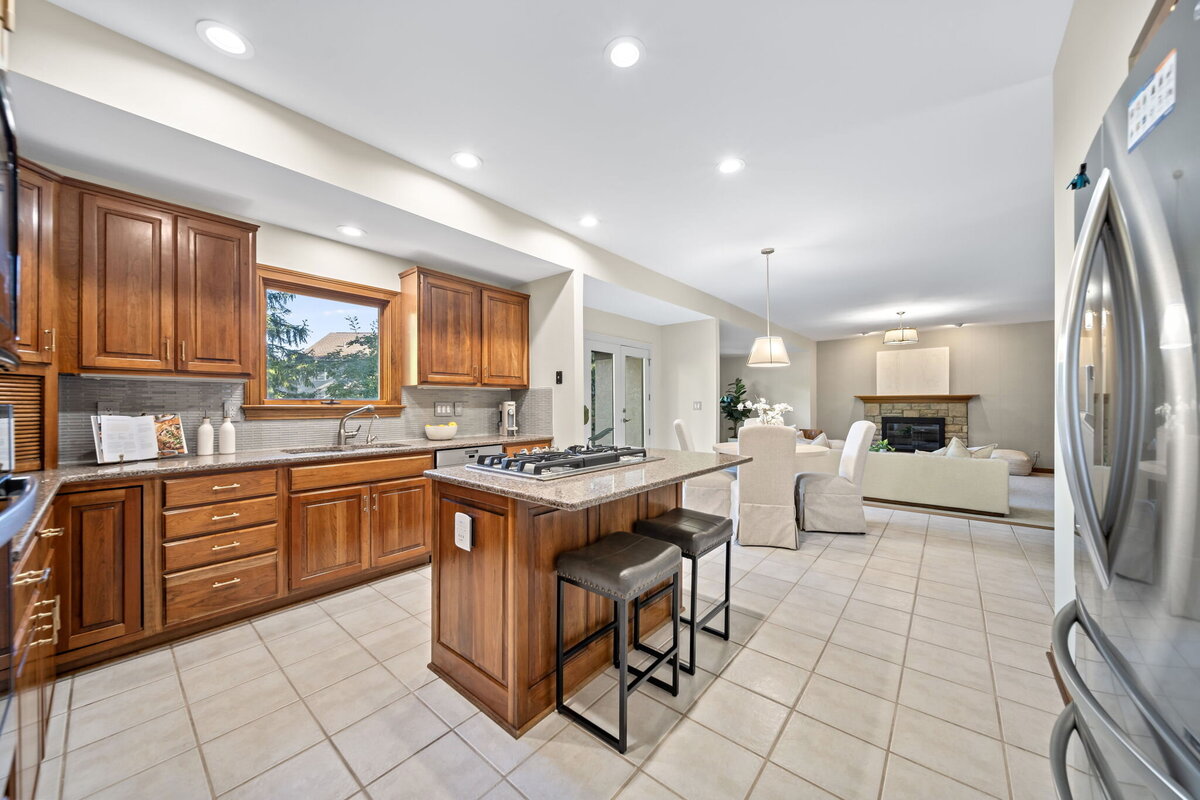 9-web-or-mls-A7407349