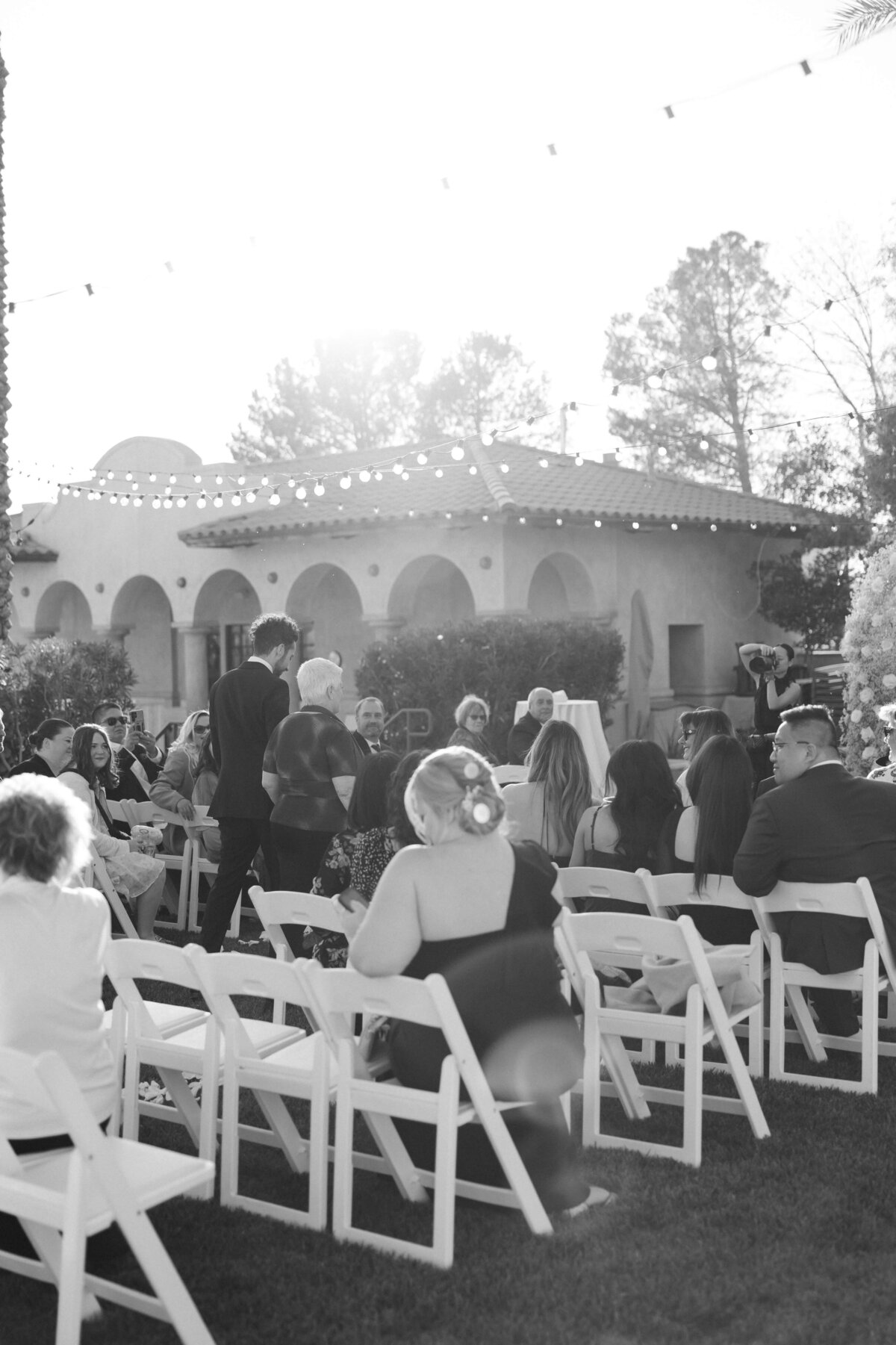 94_riskyexposure_marley-simon_las-vegas-elopement-photography