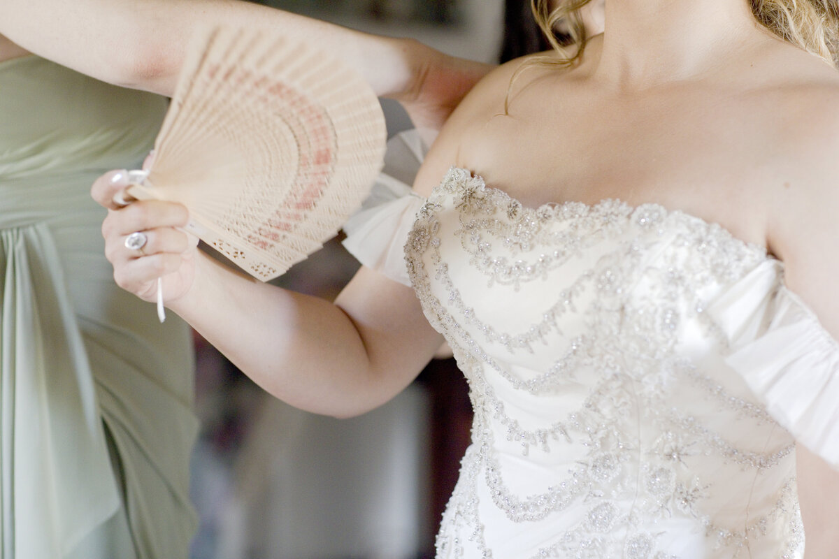 bridal fan-bride-pre ceremony-texas wedding-lost mission-robin rogers photography