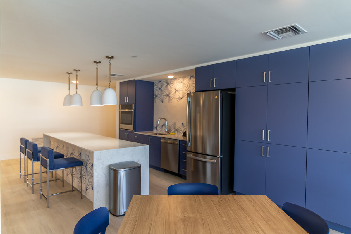 062524BERKELYPALMBEACH-123