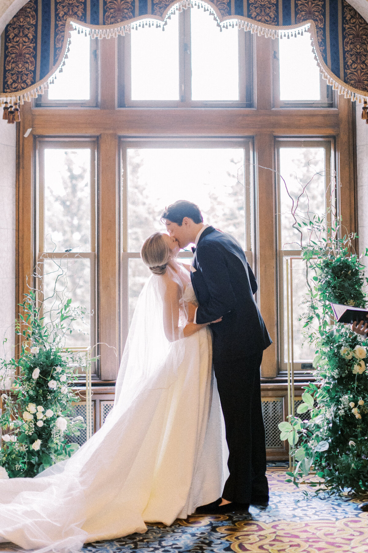 calgary_wedding_photographers_fairmont_banff_springs_destination_wedding_nicole_sarah-60