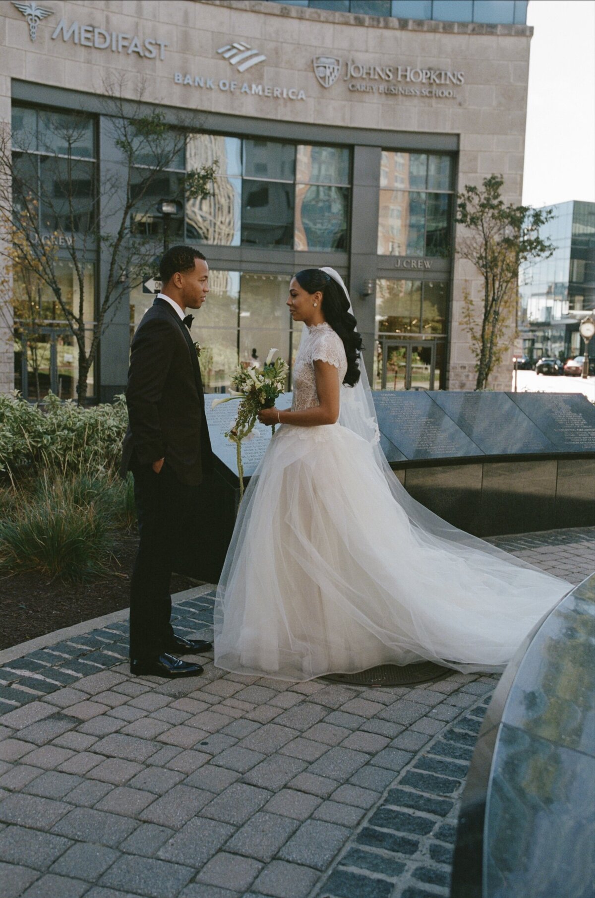 75393_MKA_TheCooksWedding_004_10