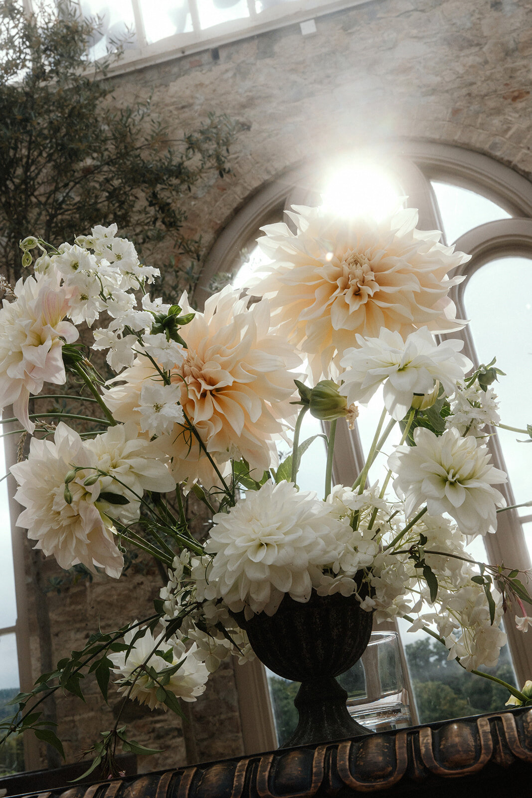killruddery-house-luxury-wedding-photographer-flowers
