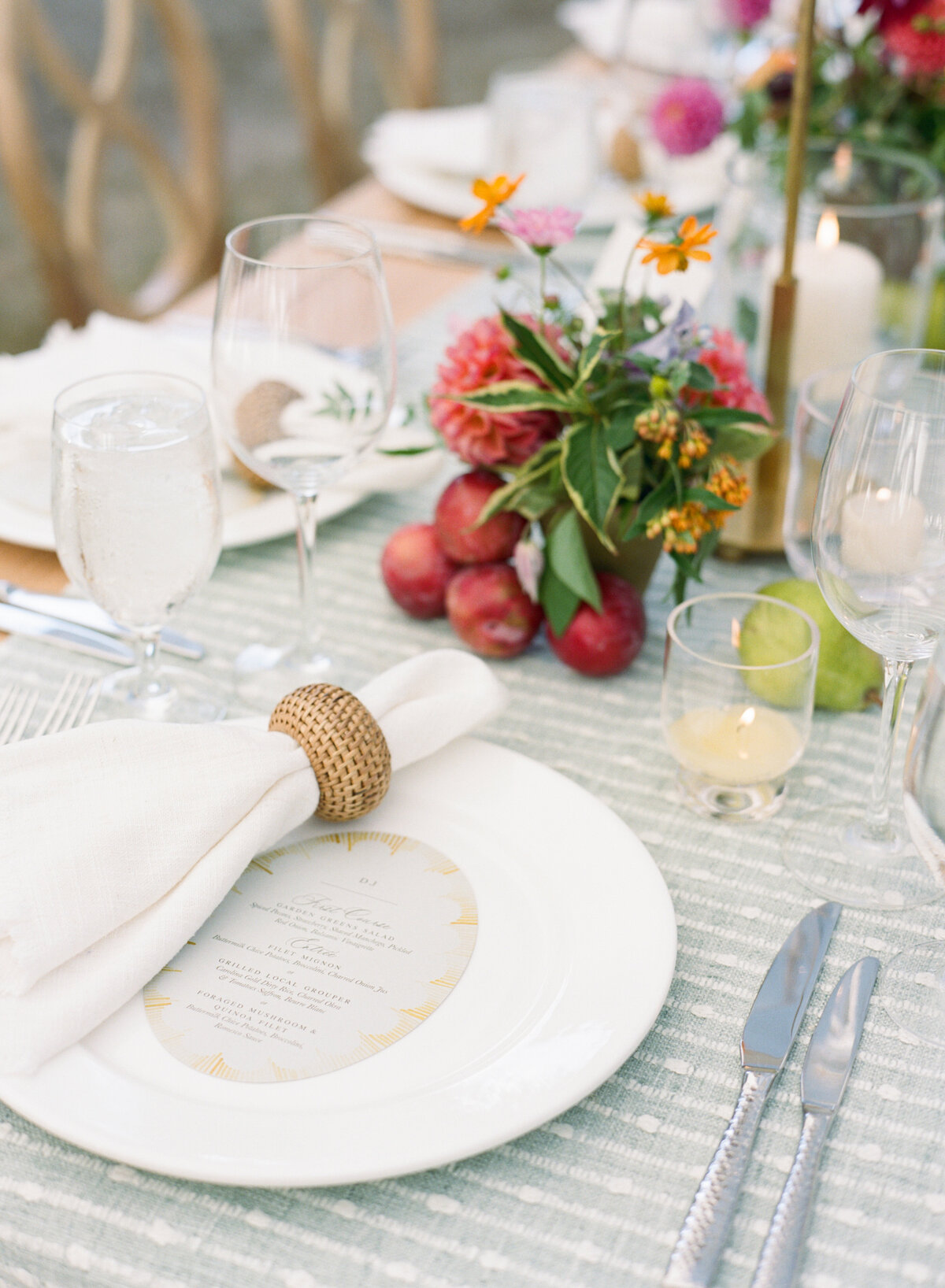hilton-head-bluffton-wedding-planner-kg-events-design-luxury-destination-weddings-private-events-corporate-events-south-carolina-event-designer-montage-palmetto-bluff-outdoor-tented-wedding-reception-sperry-sailcloth-tent-2jpeg7
