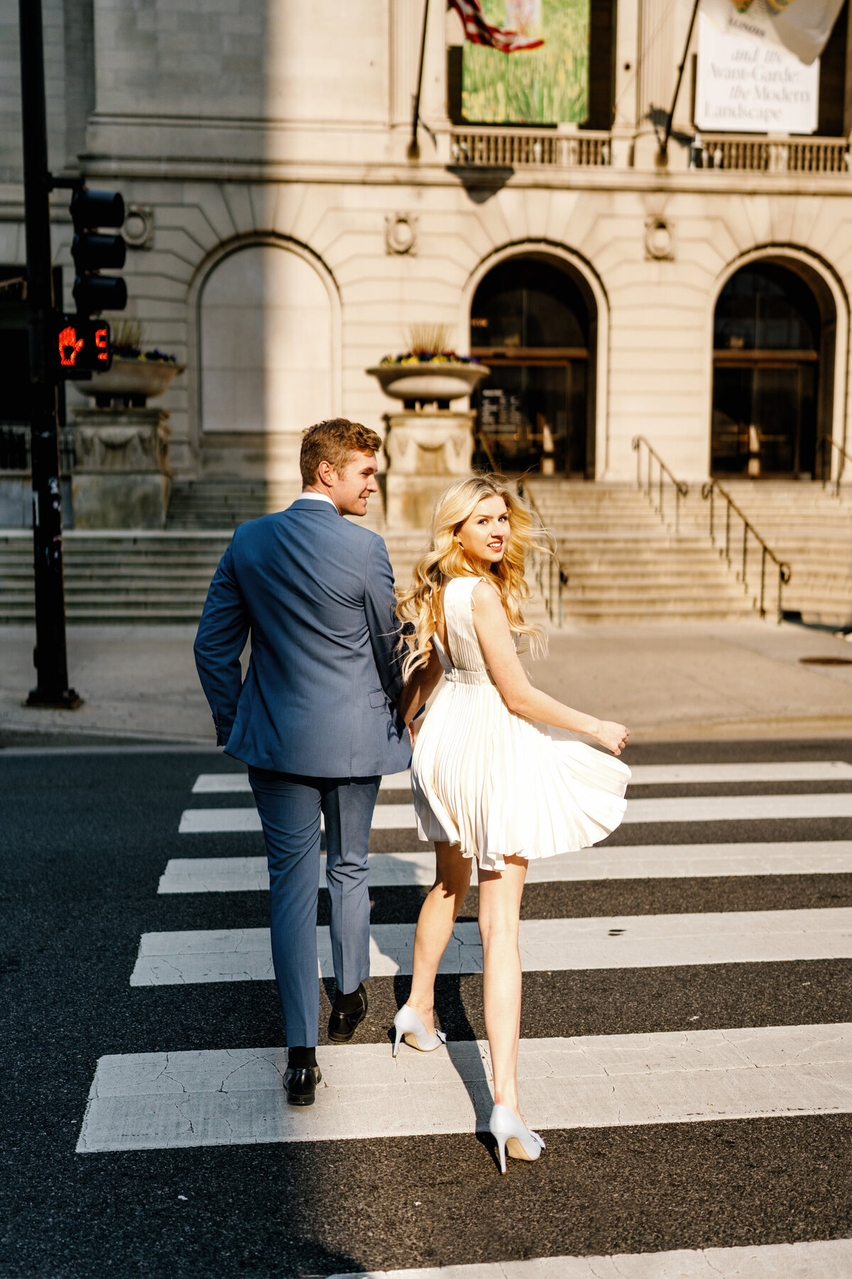 Aspen-Avenue-Chicago-Wedding-Photographer-Lyric-Opera-House-Elegant-Timeless-Classic-Luxury-Downtown-True-to-Color-Bold-Romantic-Chicago-Theater-Lurie-Garden-FAV-31