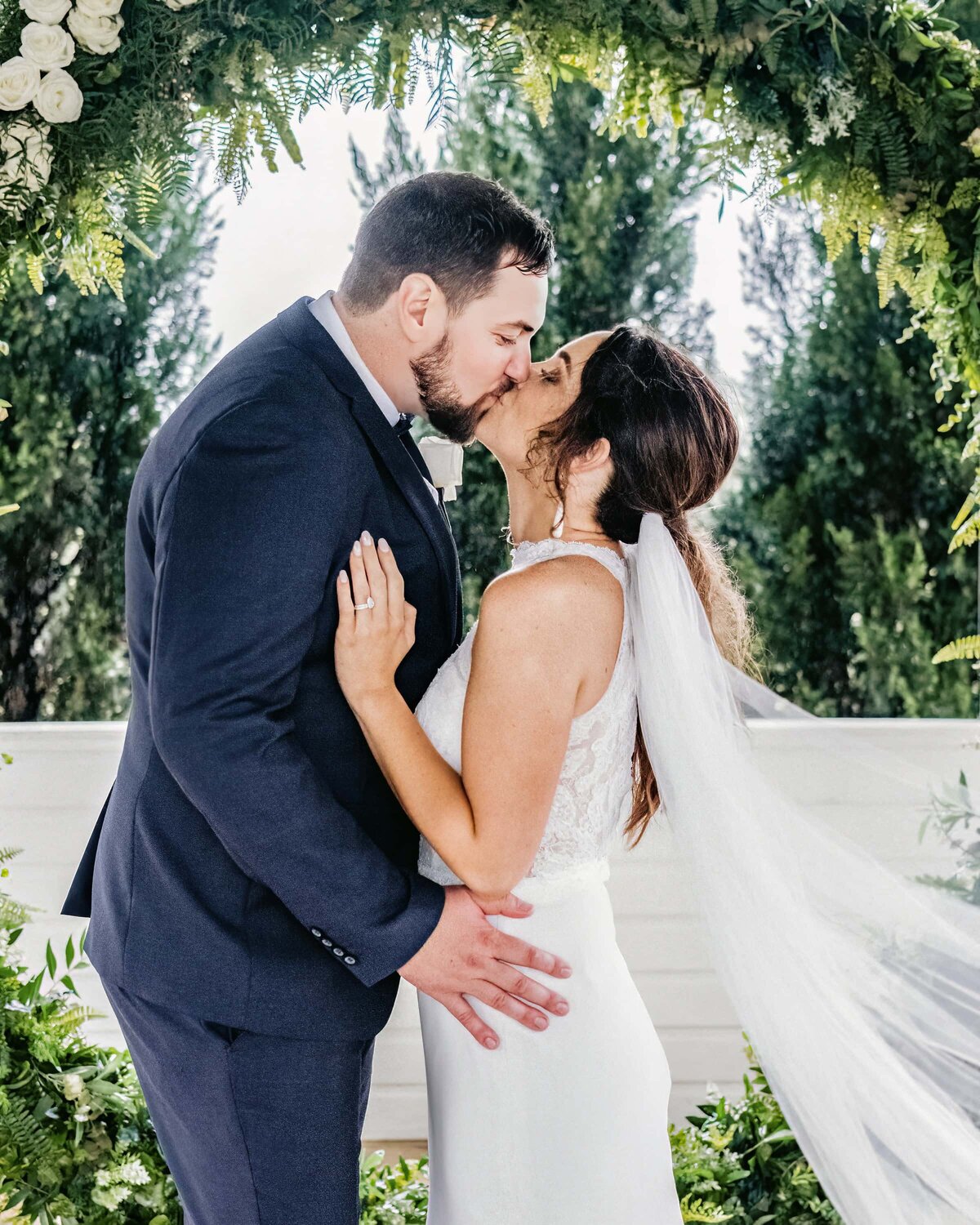 Couple photoshoot after their wedding in Sirromet Winery