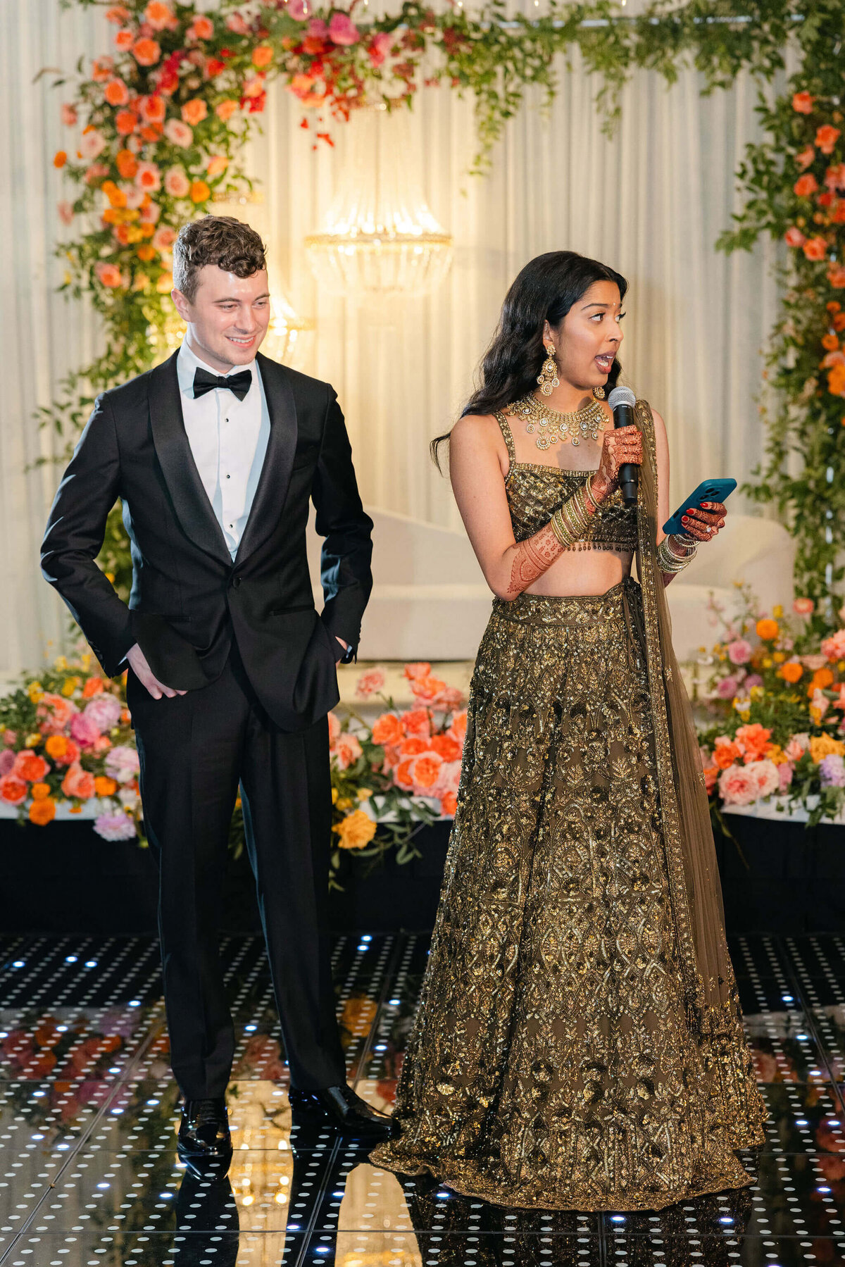 mikayla-gold-photography-timeless-style