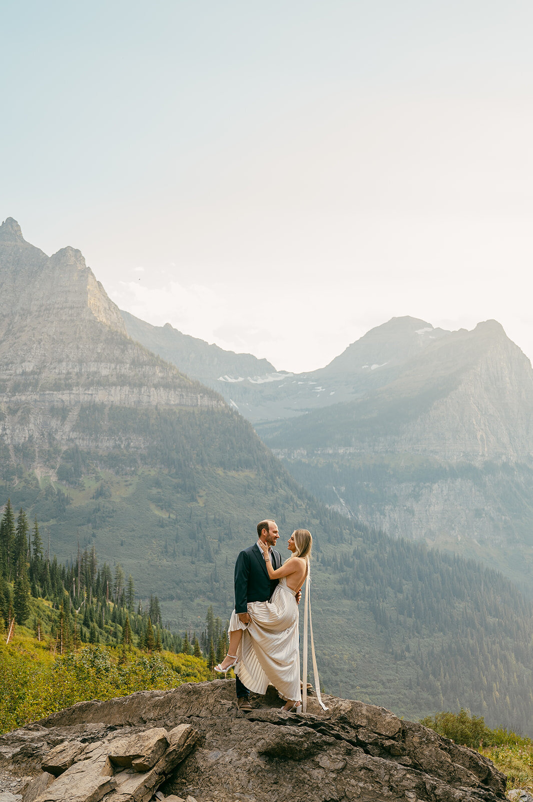 vintage-hollywood-glacier-national-park-elopement-presley-gray-photo1209
