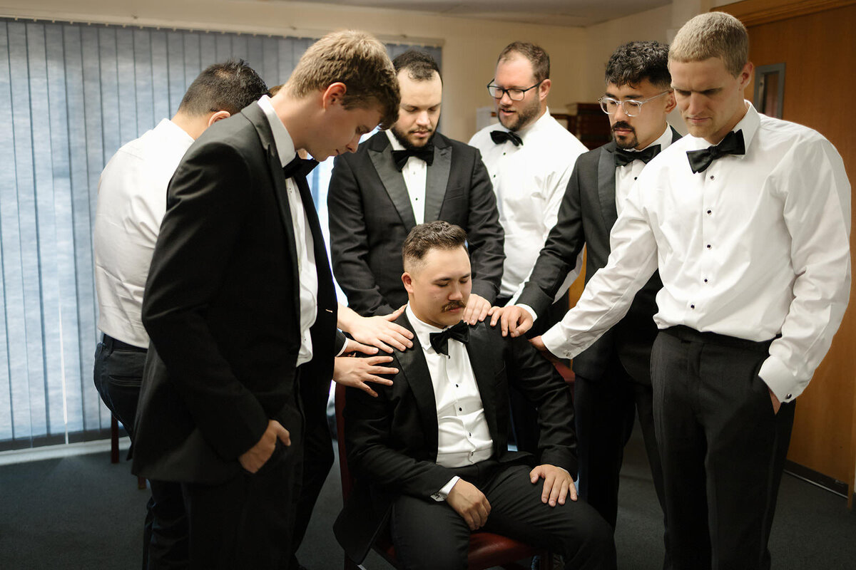 Traditional summer church wedding Rochester MN | Oduma photography -16