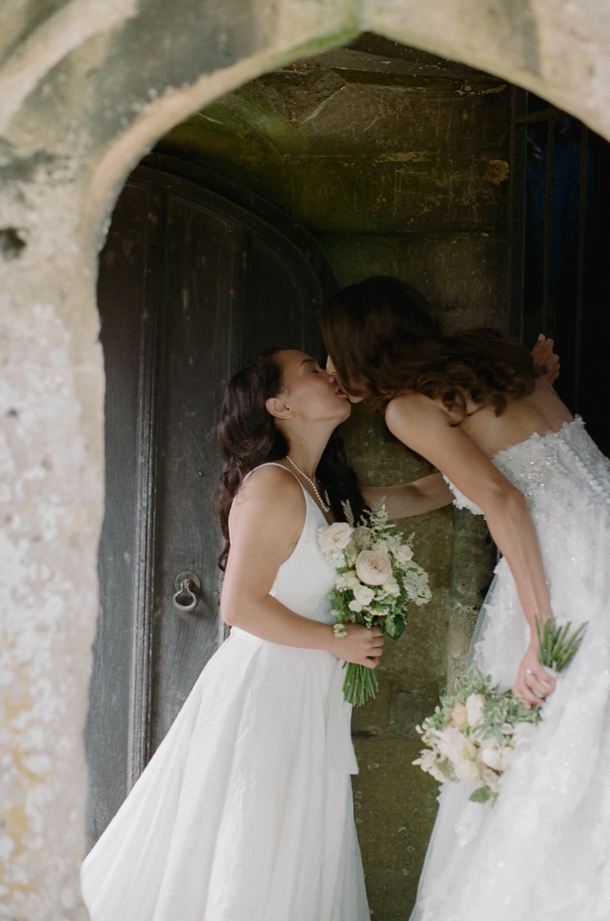 cotswolds-film-wedding-photographer-destination183