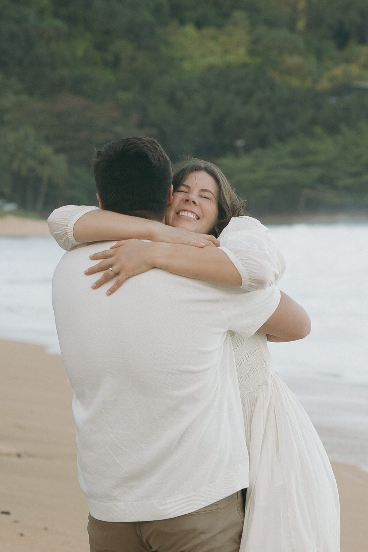 Hawaii elopement / kauai hawaii elopement / hawaii destination wedding / Sophia photo co / north shore hawaii elopement / white dress for beach photos / vow renewal in hawaii / vow renewal kauai / kauai wedding photographer / big island wedding photographer / maui wedding photographer / elopement wedding photographer / Duluth Minnesota wedding photographer
