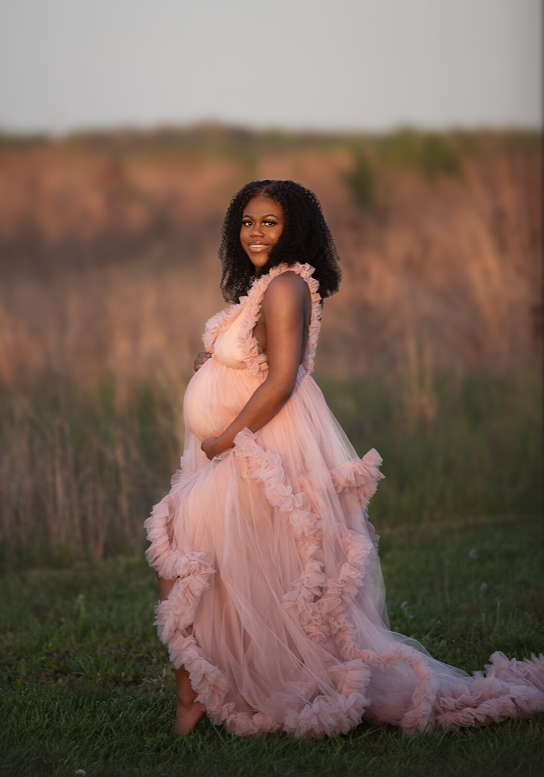 best st louis maternity photography, st louis maternity portrait studio, maternity photographer near me