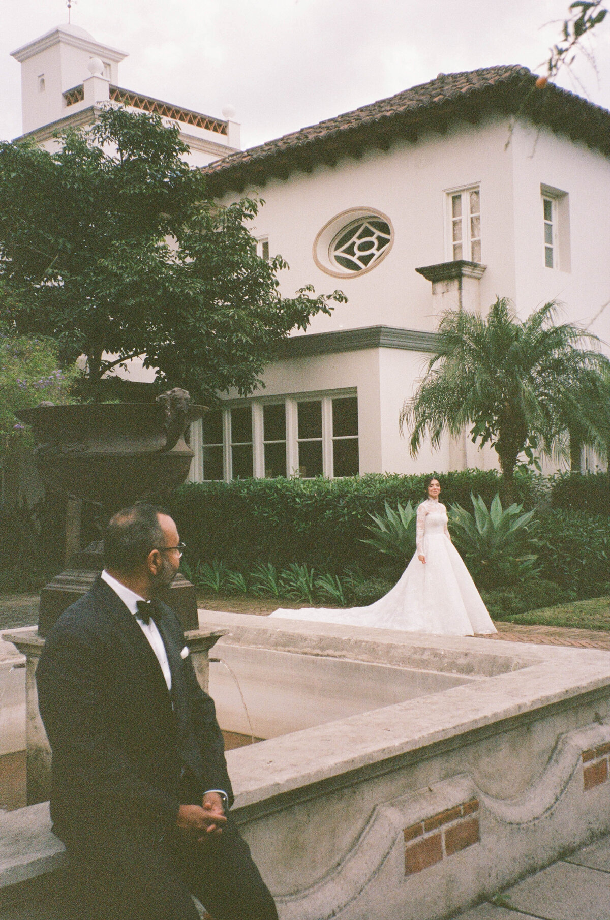 515-Villa-Bokeh-Antigua-Guatemala-Kemberly-Ankeet-Wedding-126