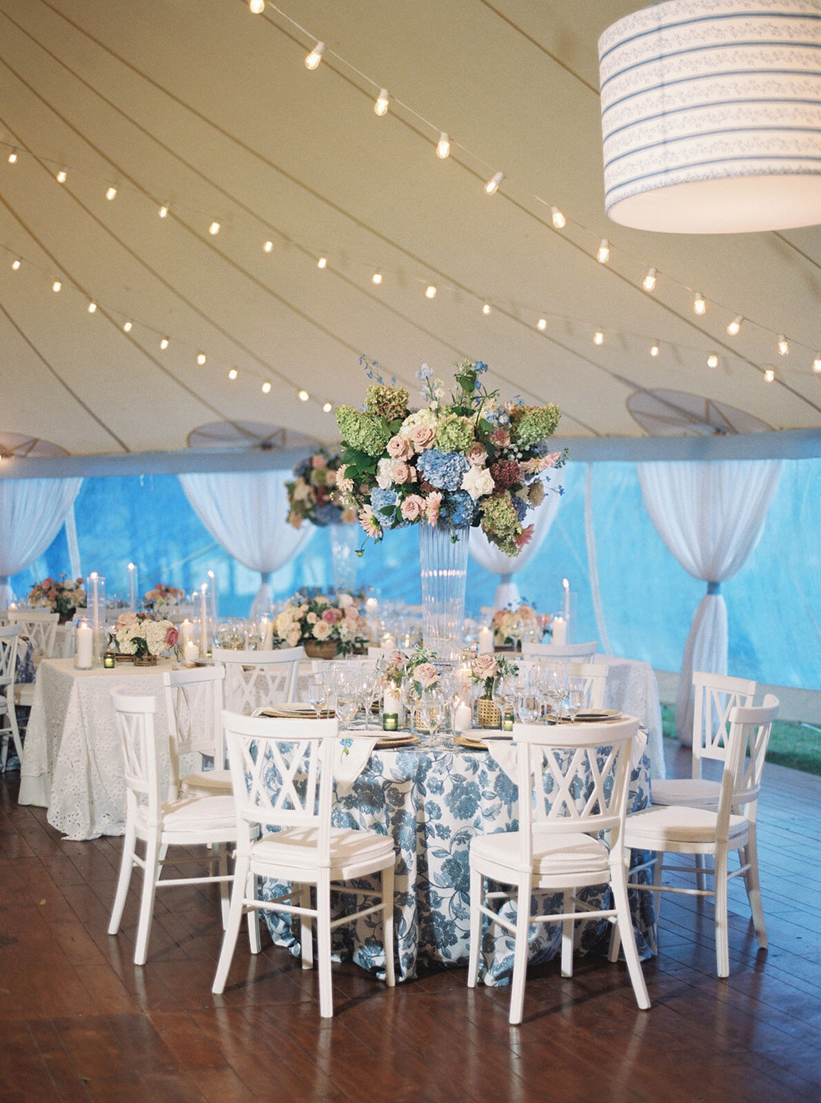 Kate_Murtaugh_Events_Cape_Cod_tented_wedding_dinner_tables