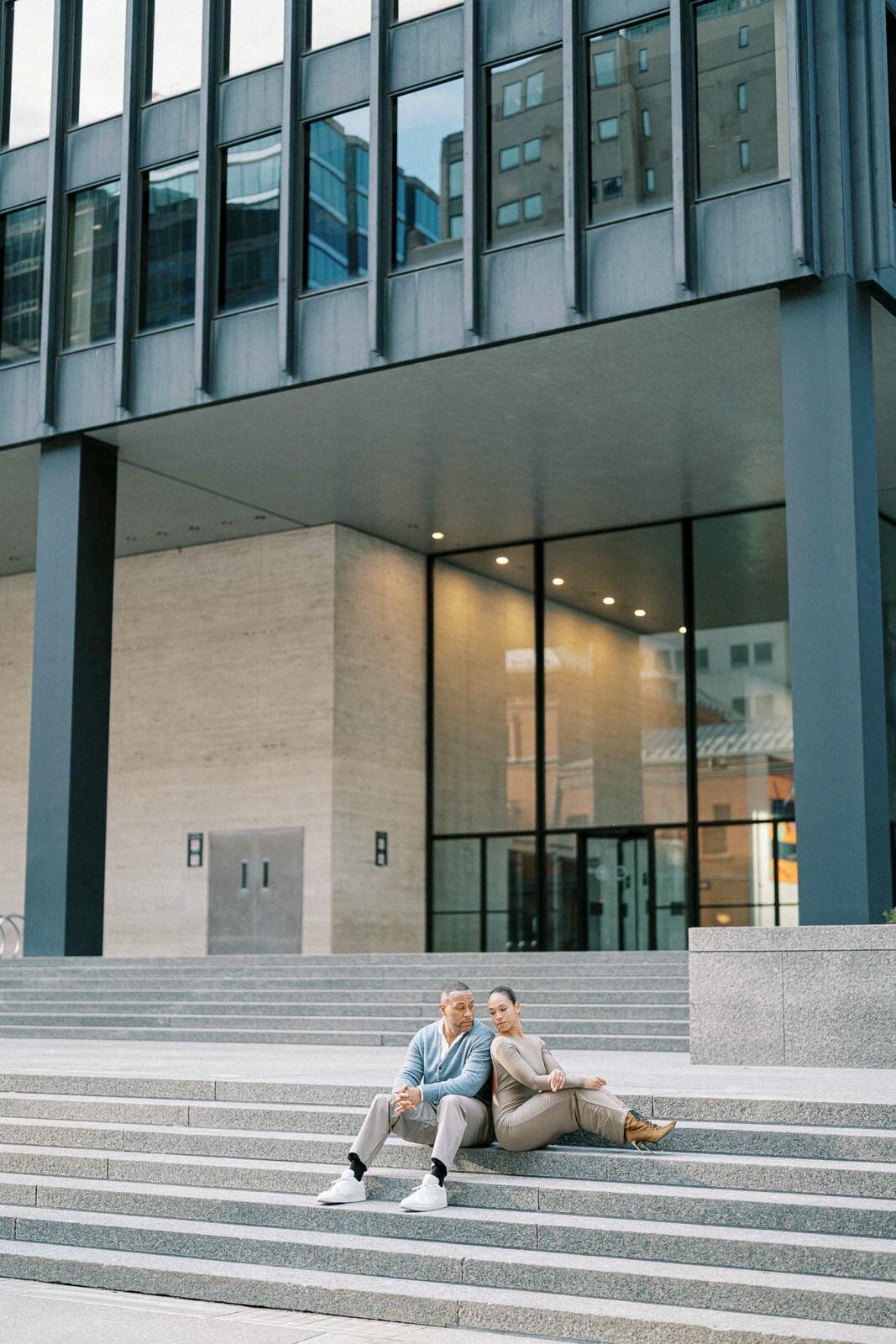 E11-Engagement-photo-shoot-in-Downtown-Toronto-Maria-and-DeVon-2025-04-14-2500px-1055
