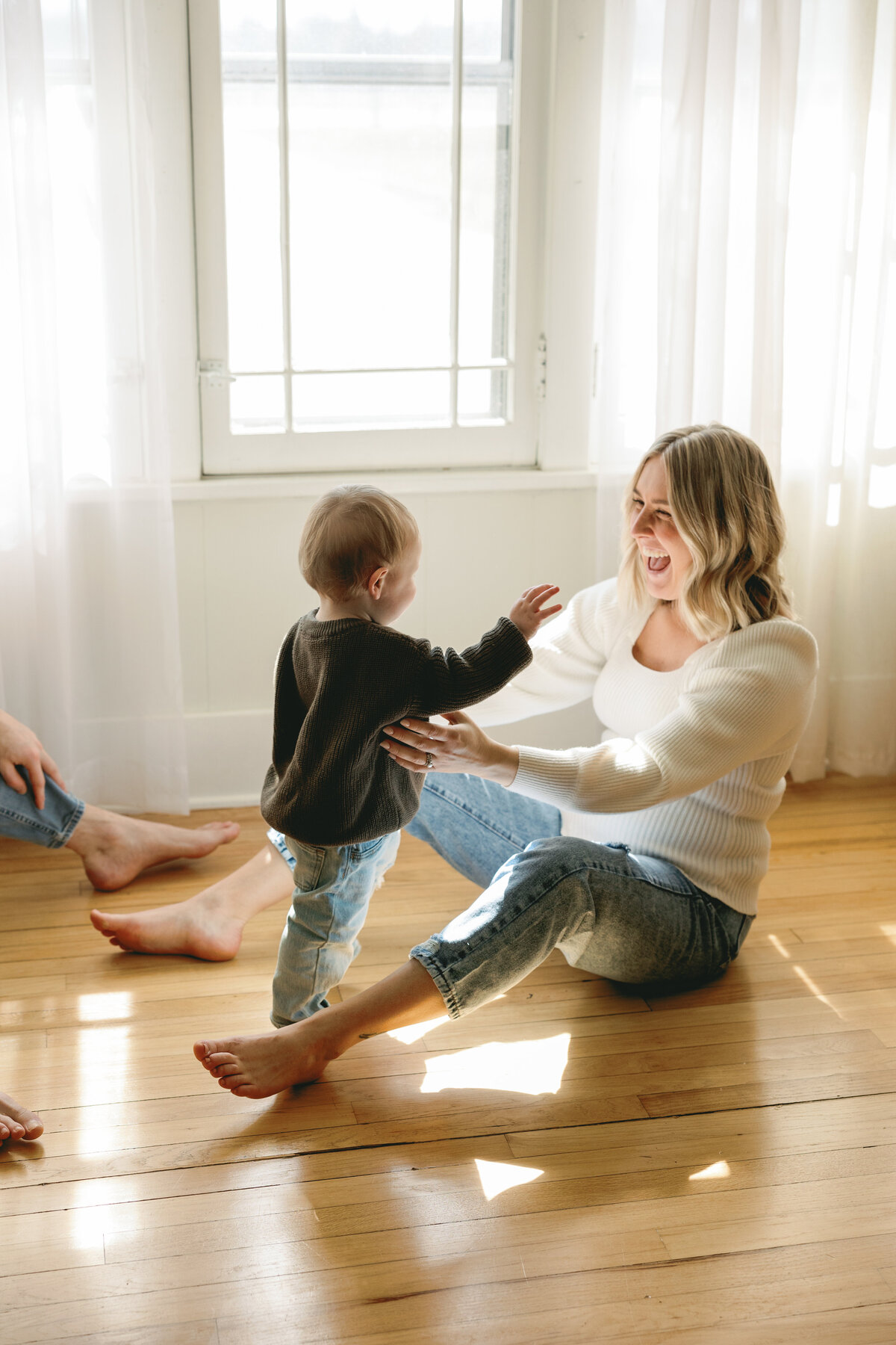 pregnancy-announcement-lifestyle-session-37