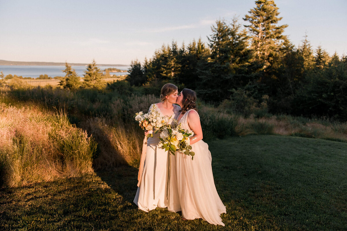 Couple at Saltwater Farm Wedding