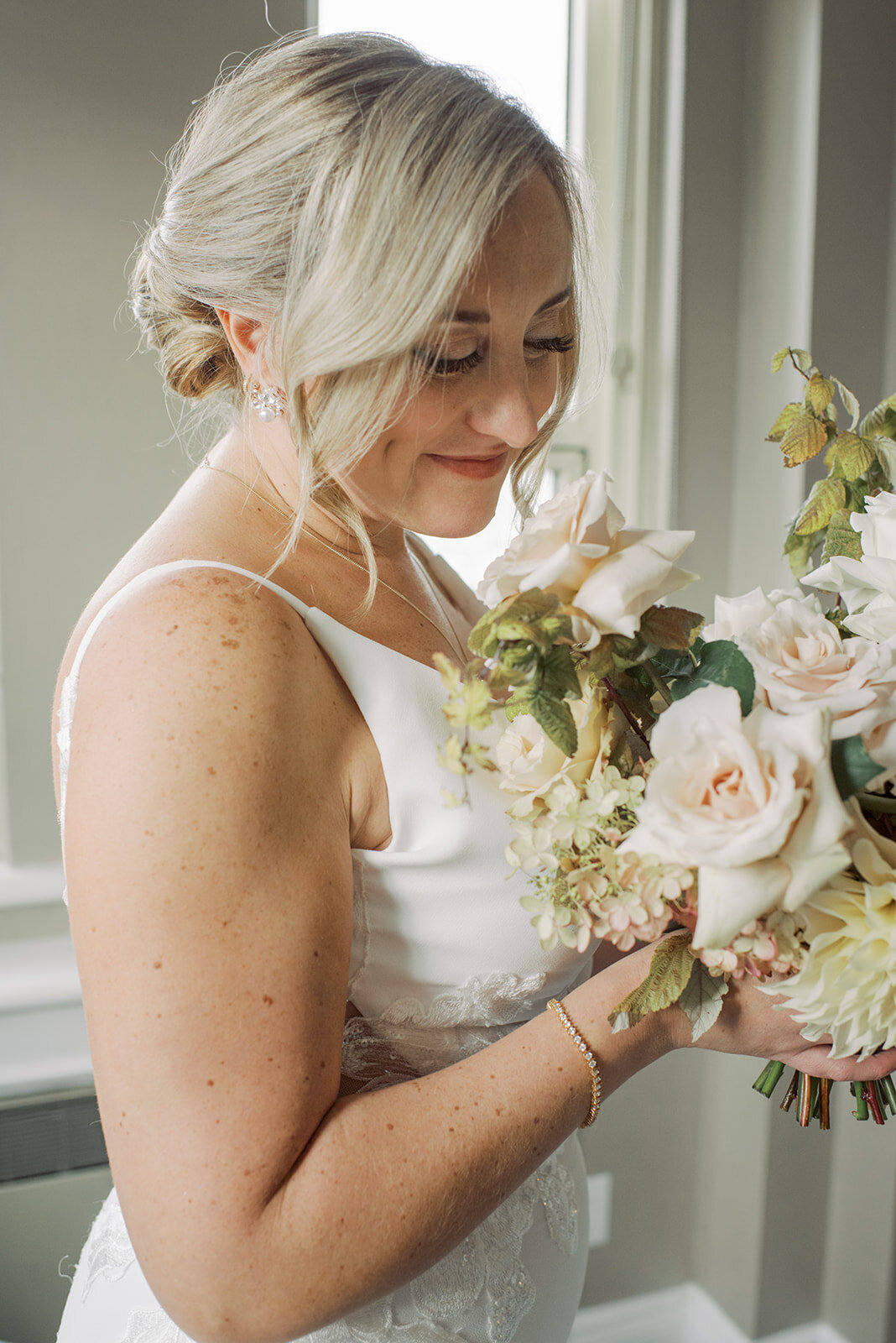 minted-photography-okanagan-kelowna-destination-wedding-photographer-rick-maria-wedding-fairmont-chateau-frontenac-quebec-7