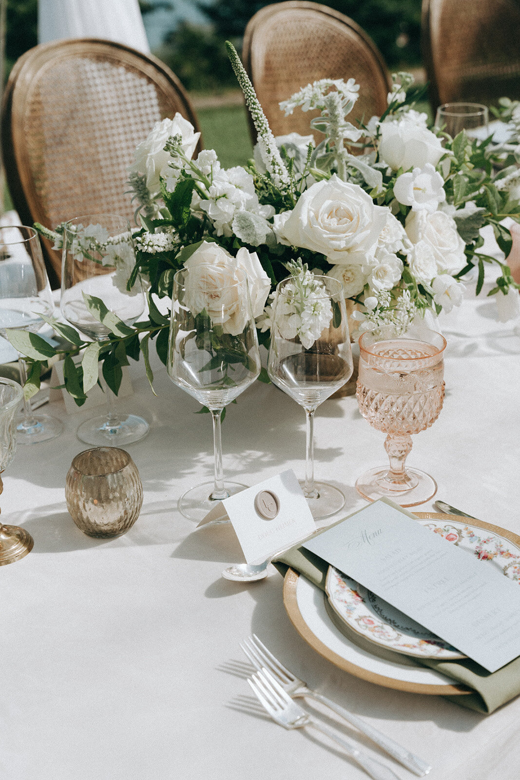 White-Admirals-House-Wedding-FLORA-NOVA-DESIGN-SEATTLE-00018