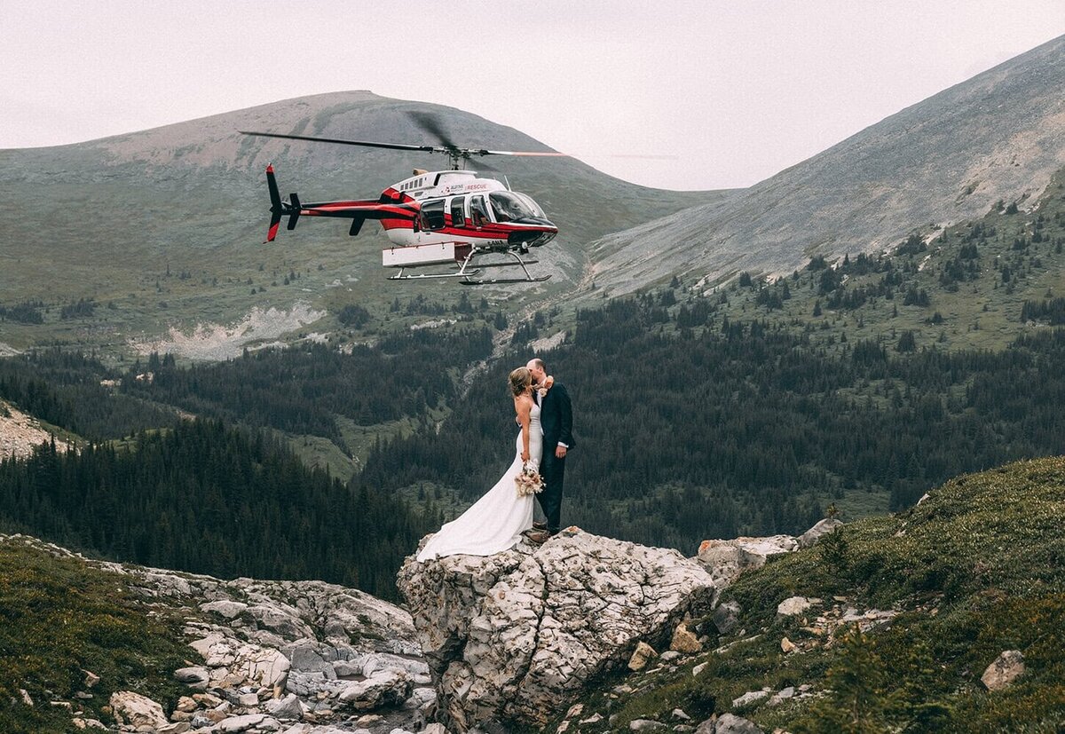 Alberta elopement and micro-wedding galleries by Allie Knulls Photography