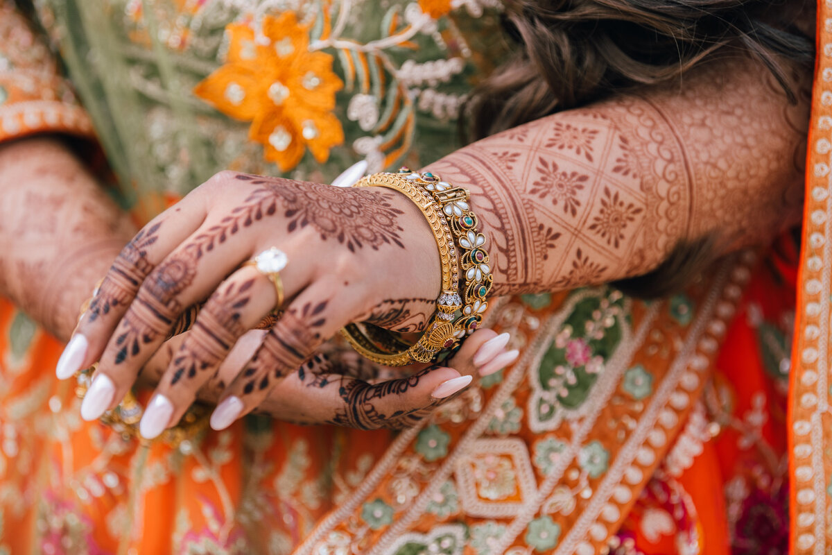 Chicago-wedding-photographers-Maha-Studios-Tasnia-Tanvir-Mehndi-148