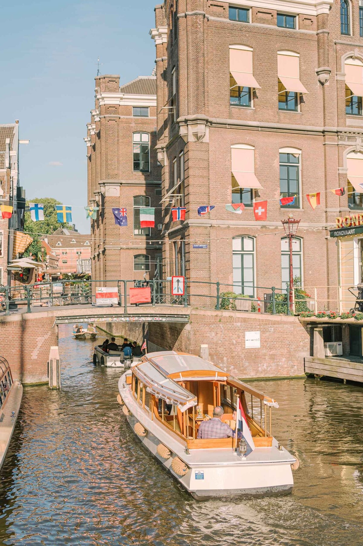 propose-amsterdam-canals-22