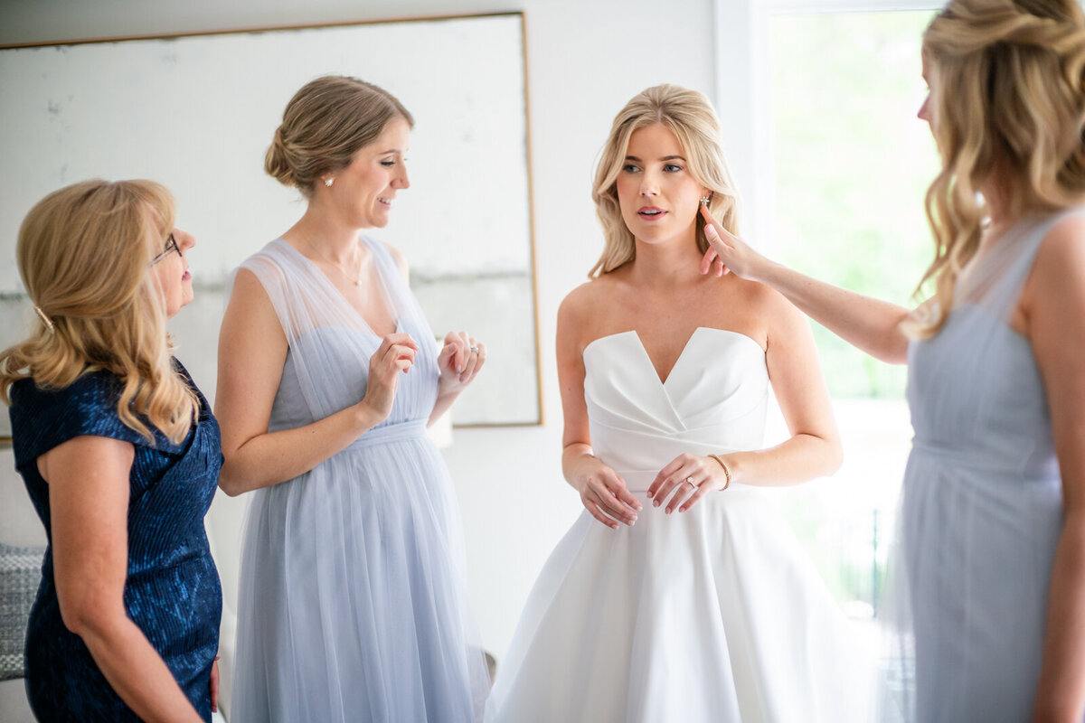 Grand Rapids Wedding Photographer JW Marriott522