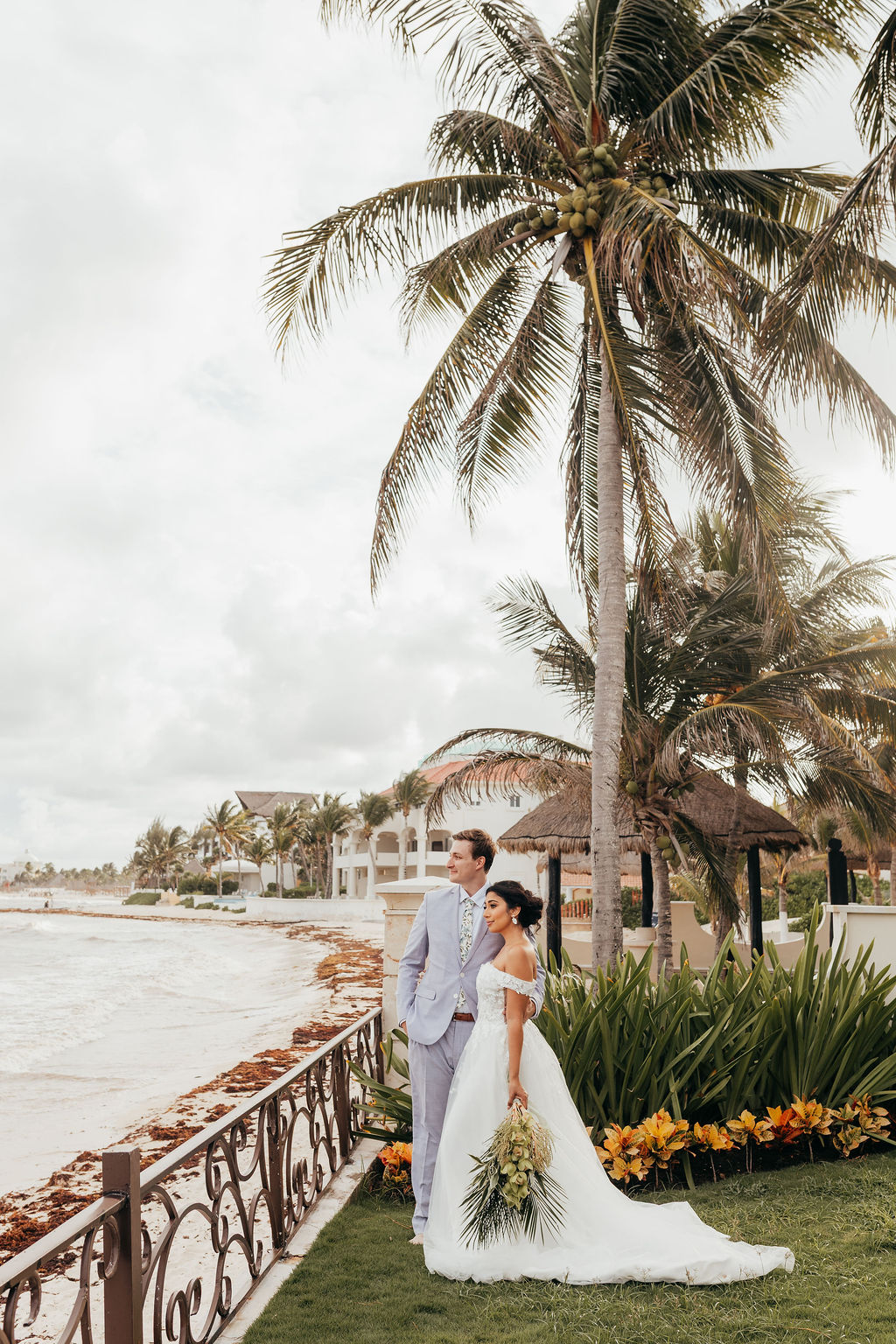 villa-la-joya-wedding-florist-TJ9A9142