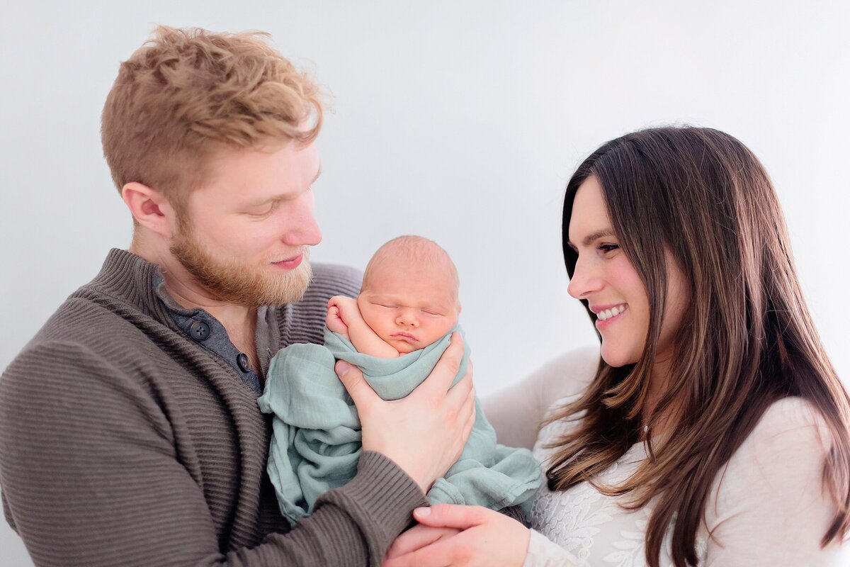 august-newborn-tristate-new-jersey-family-newborn-maternity-photographer_0521
