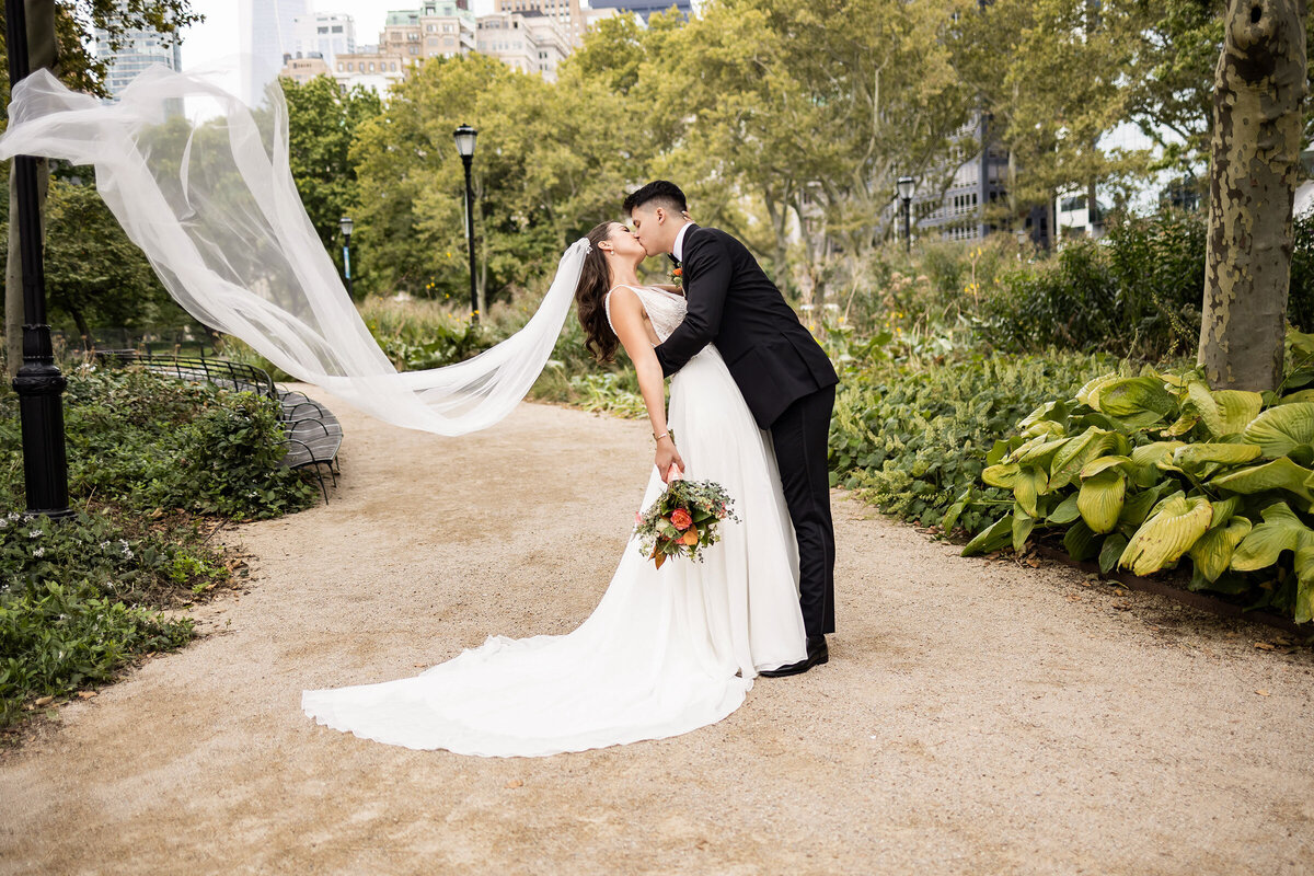 emma-cleary-new-york-nyc-wedding-photographer-videographer-slideshow-anna-2