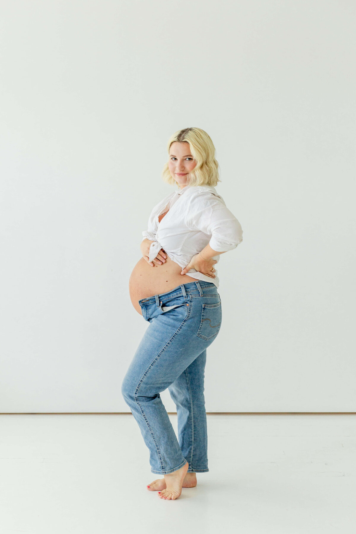 Pregnancy-Photoshoot-Motherhood-Photography-Tristate-Ohio-Kentucky-Indiana-Whitney and Birdi - Motherhood-1