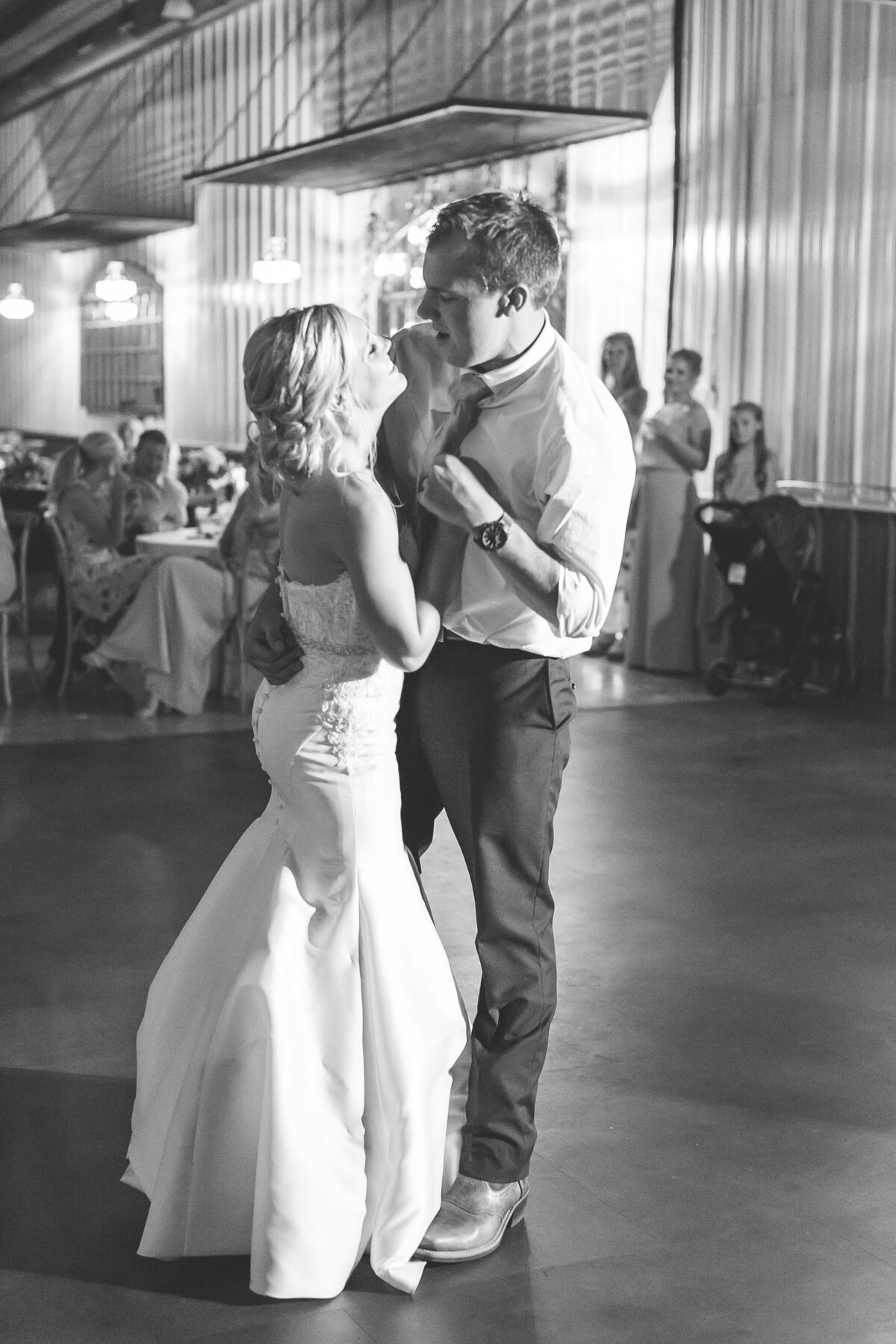 Abby-and-Brandon-Alexandria-MN-Wedding-Photography-KT-24