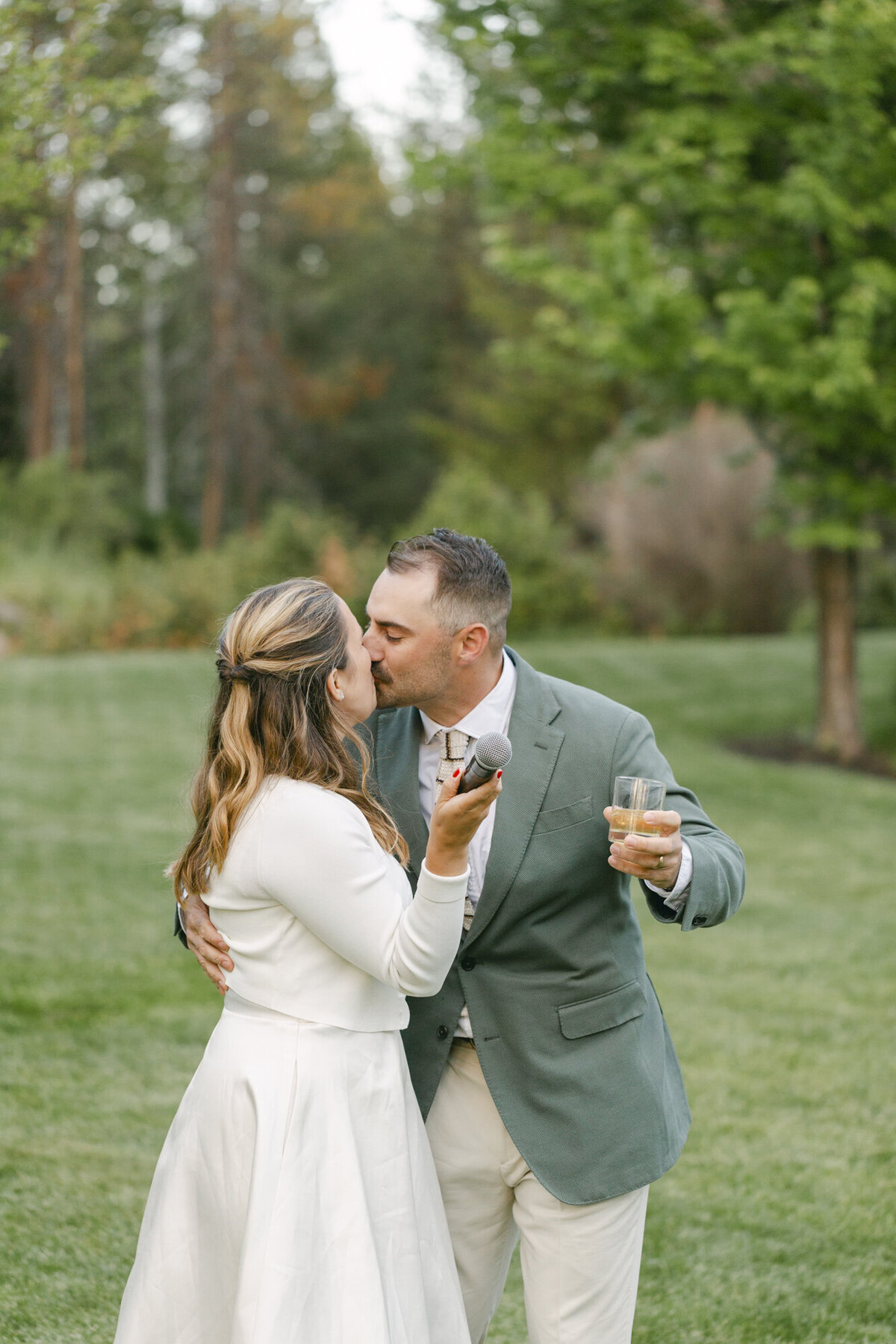 PERRUCCIPHOTO_SUNRIVER_RESORT_WEDDING_1_100